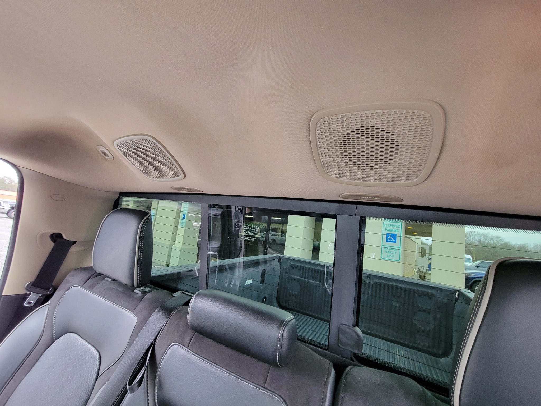 RAM 1500 Laramie 4x2 Crew Cab 5'7" Box 2019