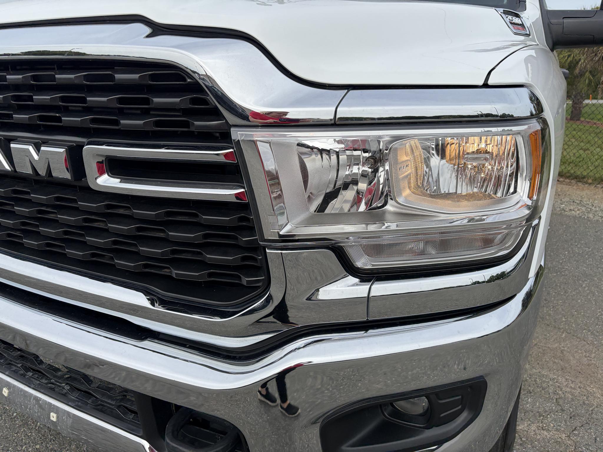 RAM 2500 Big Horn 4x4 Crew Cab 6'4" Box 2024
