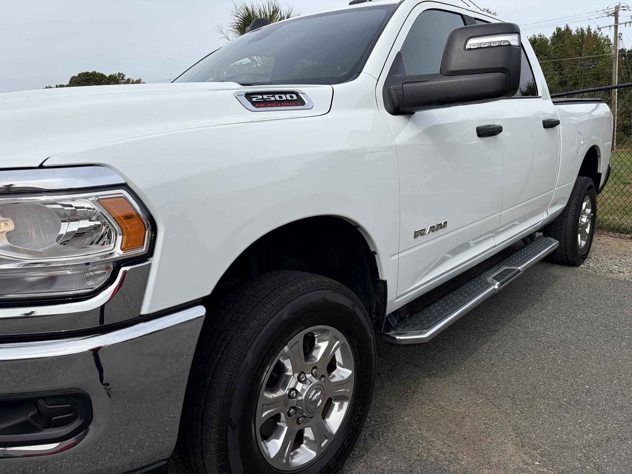 RAM 2500 Big Horn 4x4 Crew Cab 6'4" Box 2024