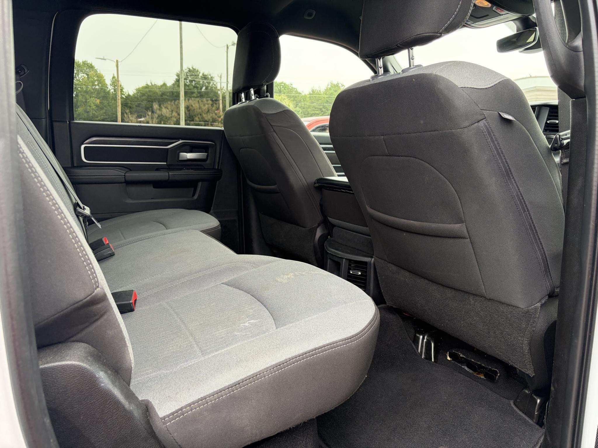RAM 2500 Big Horn 4x4 Crew Cab 6'4" Box 2024