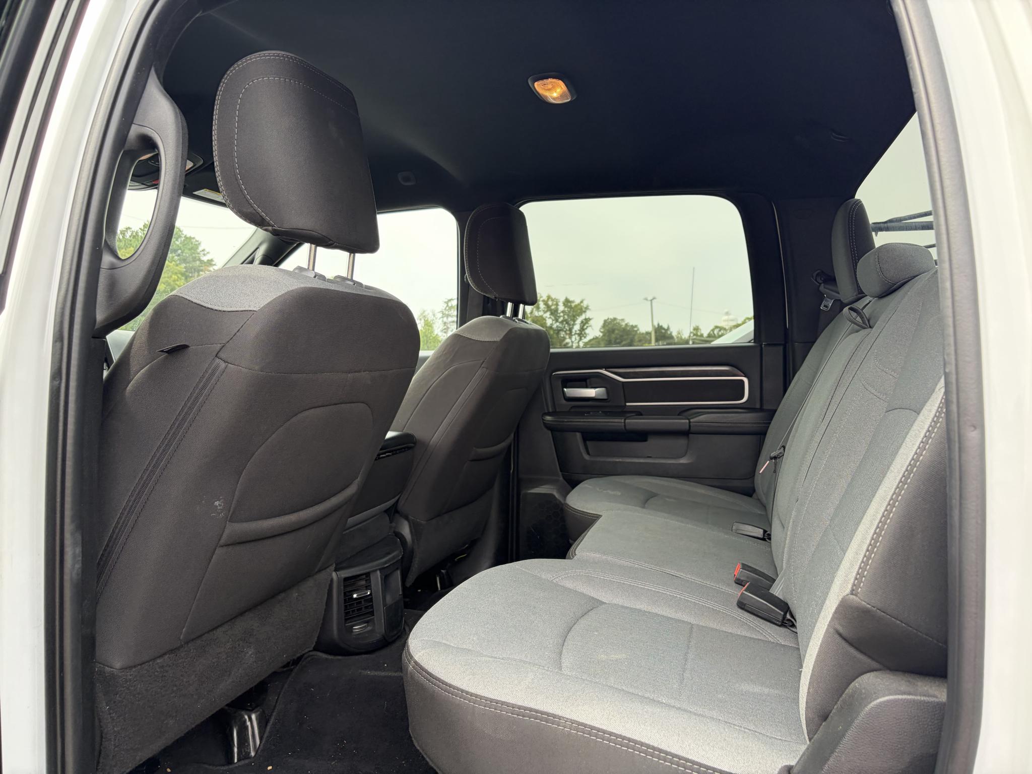 RAM 2500 Big Horn 4x4 Crew Cab 6'4" Box 2024