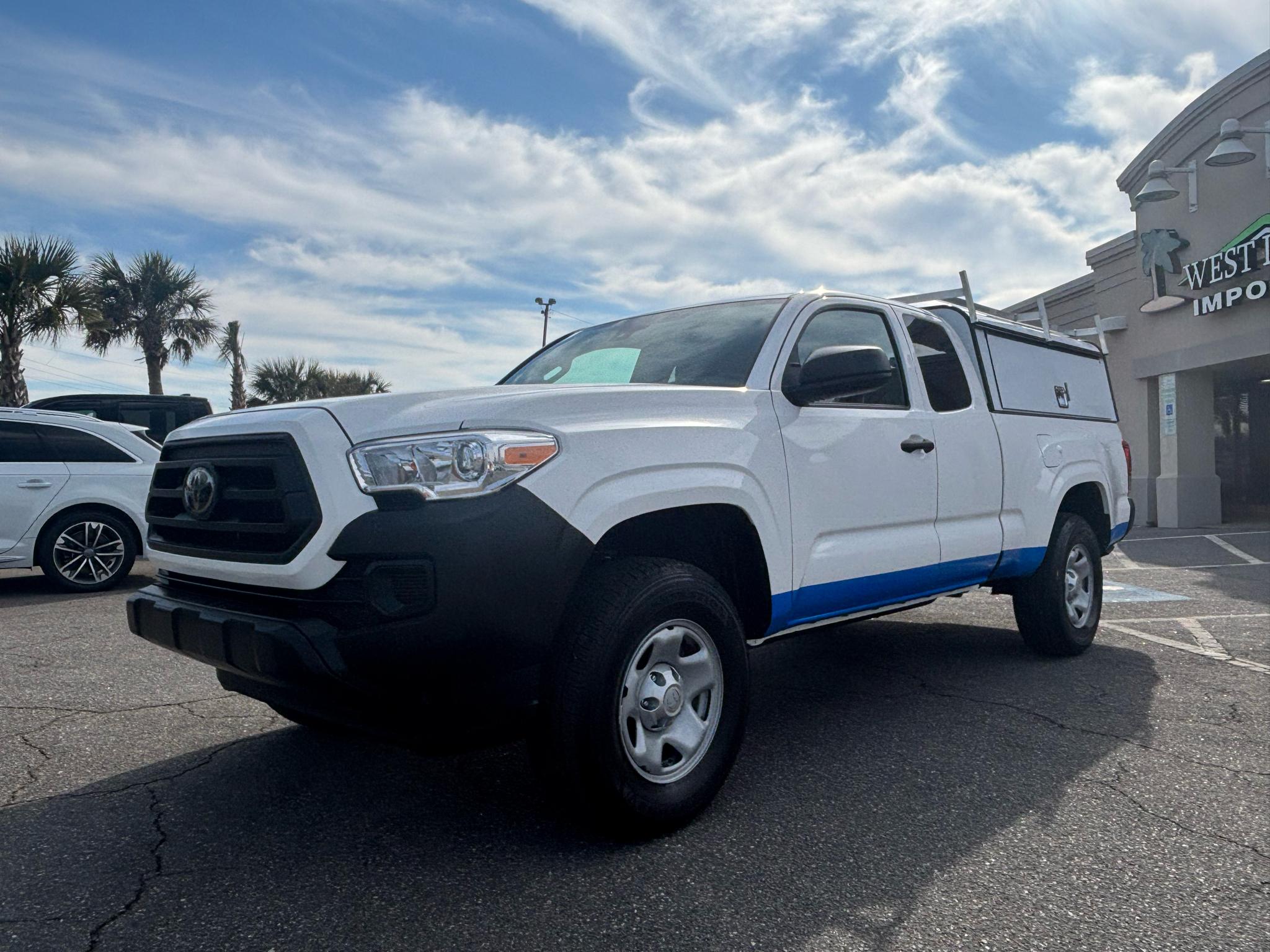 Toyota Tacoma 2WD SR5 Access Cab 6' Bed I4 AT (Natl) 2022