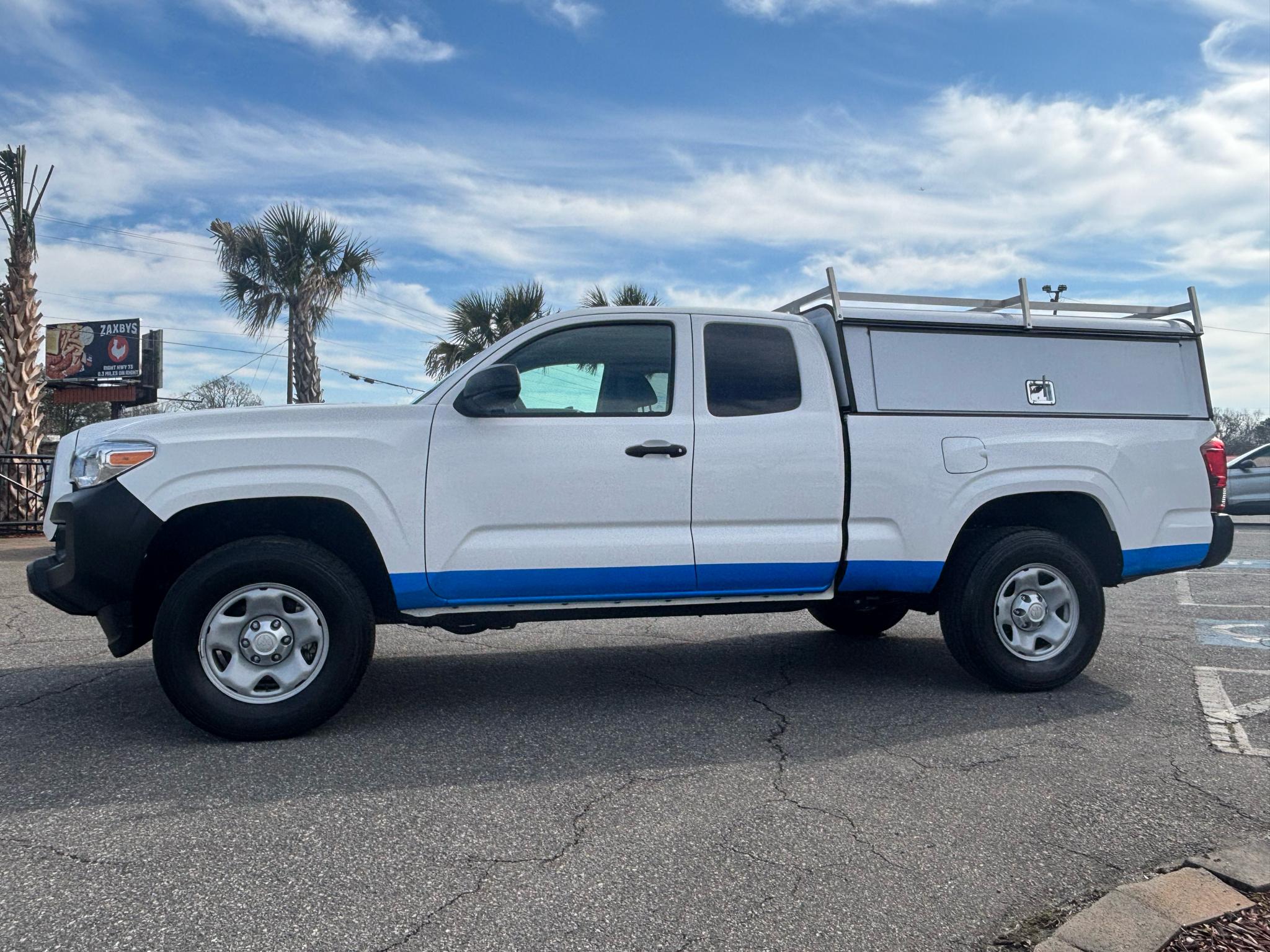 Toyota Tacoma 2WD SR5 Access Cab 6' Bed I4 AT (Natl) 2022
