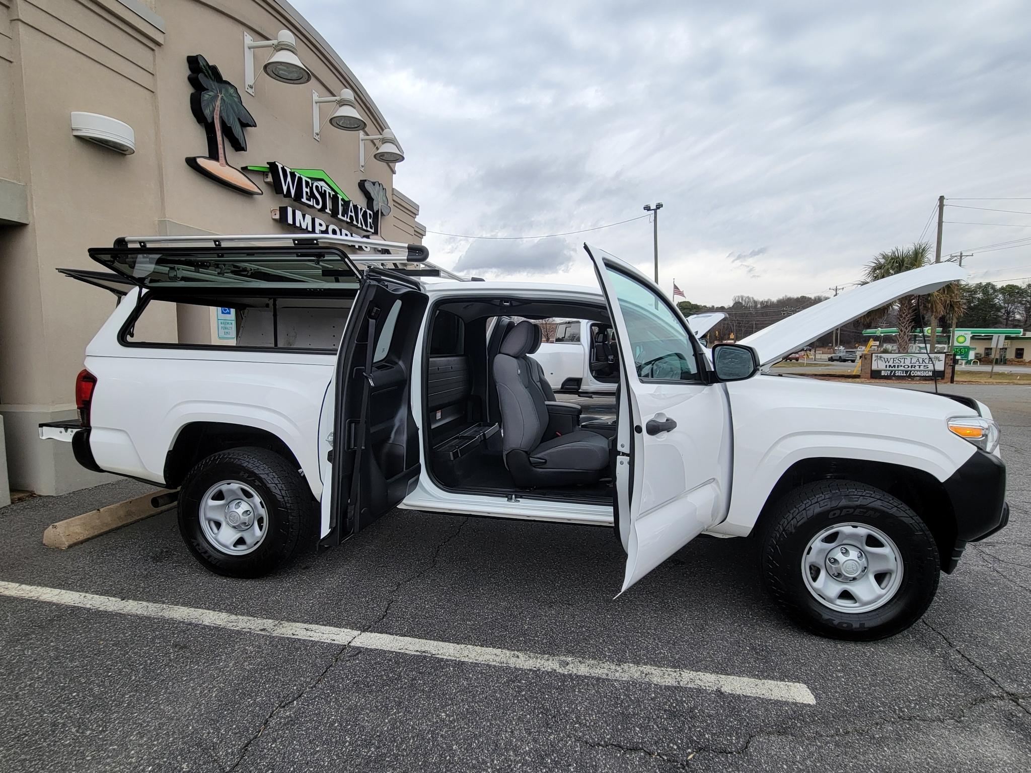Toyota Tacoma 2WD SR5 Access Cab 6' Bed I4 AT (Natl) 2022