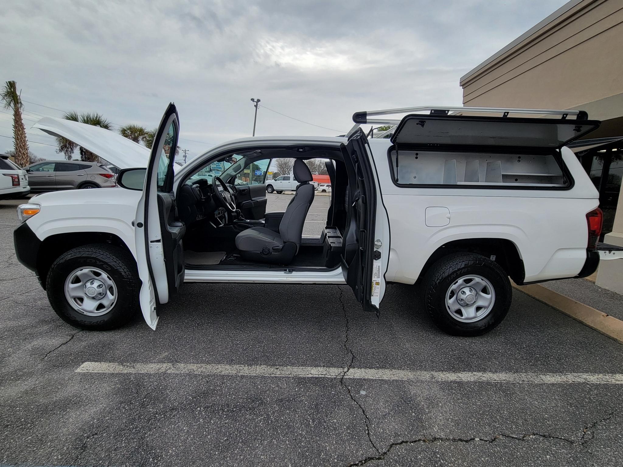 Toyota Tacoma 2WD SR5 Access Cab 6' Bed I4 AT (Natl) 2022