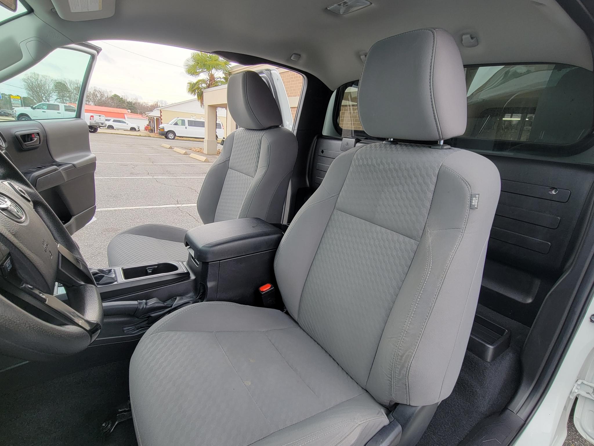 Toyota Tacoma 2WD SR5 Access Cab 6' Bed I4 AT (Natl) 2022