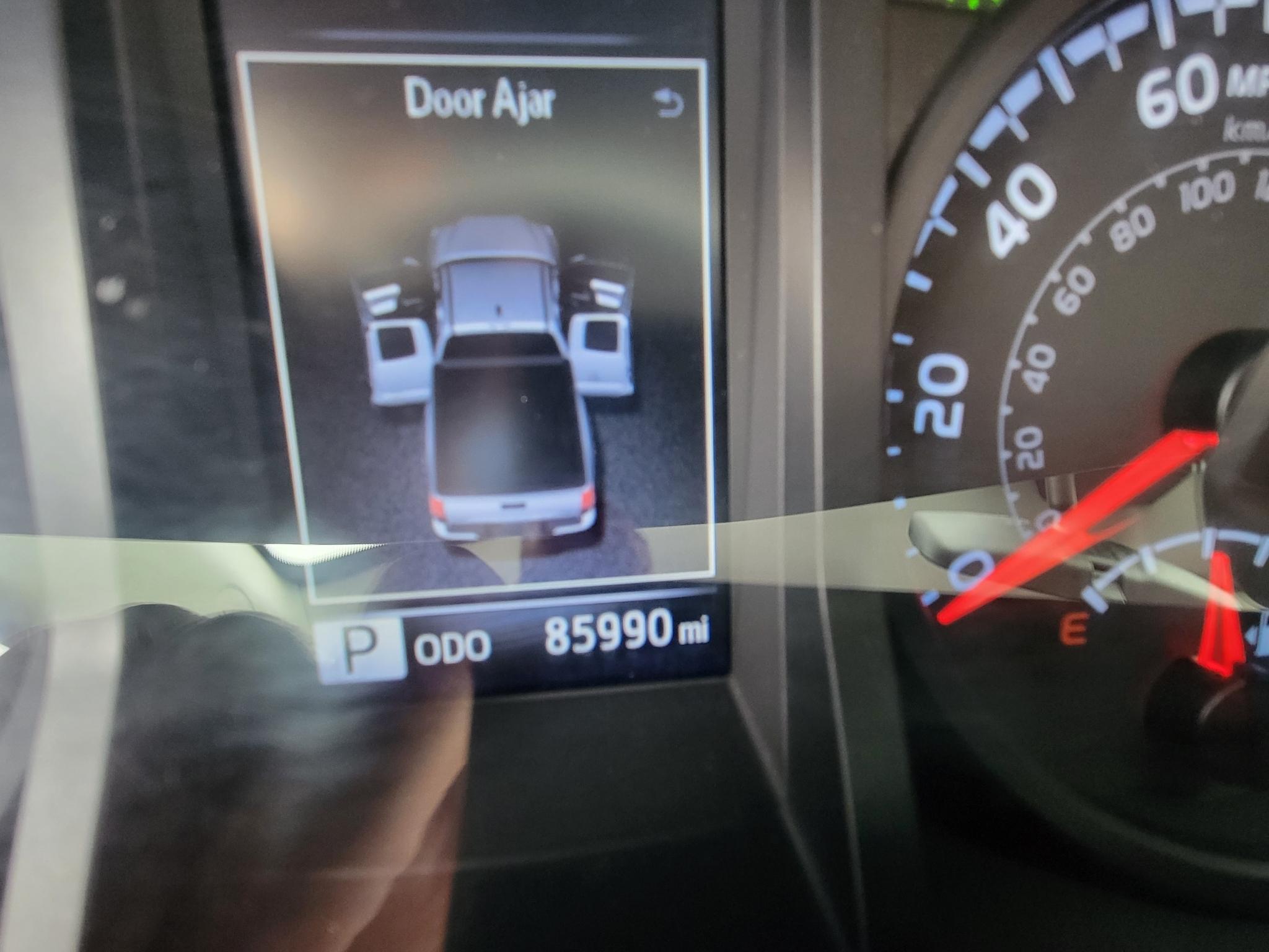 Toyota Tacoma 2WD SR5 Access Cab 6' Bed I4 AT (Natl) 2022