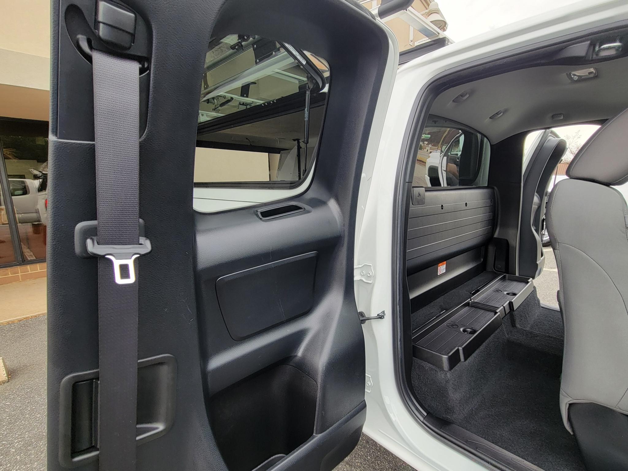 Toyota Tacoma 2WD SR5 Access Cab 6' Bed I4 AT (Natl) 2022