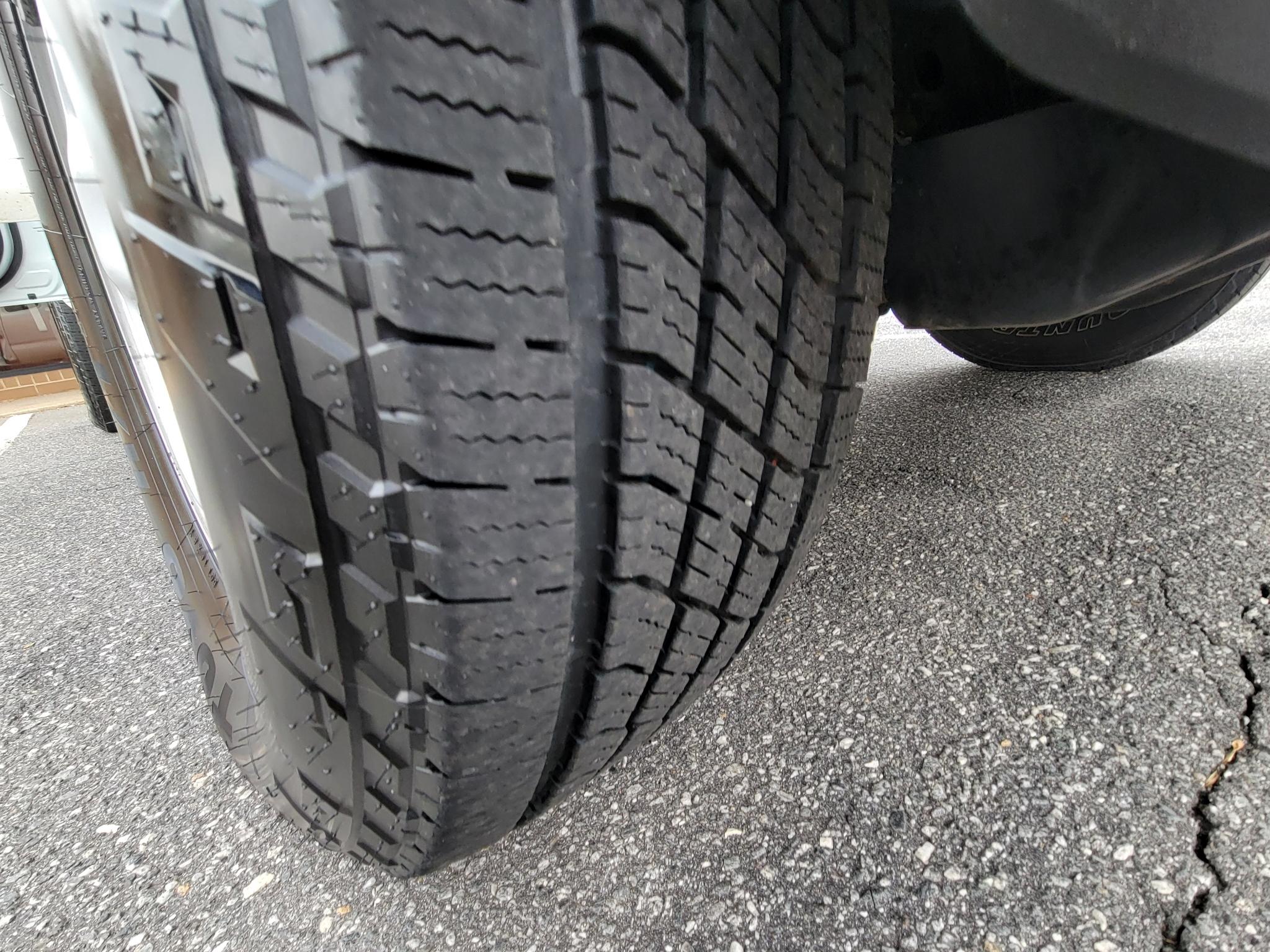 Toyota Tacoma 2WD SR5 Access Cab 6' Bed I4 AT (Natl) 2022