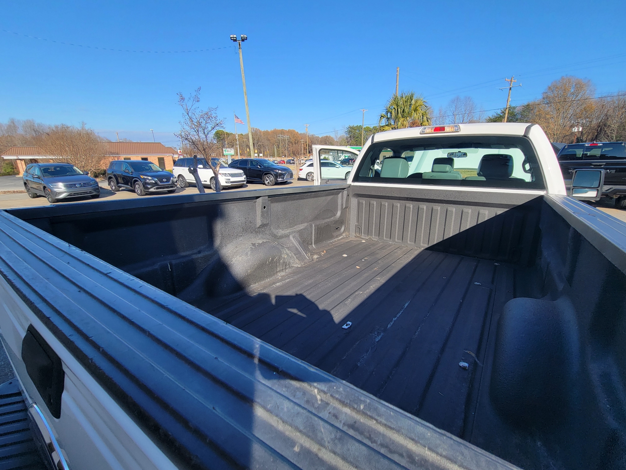 Ford F-150 2WD Reg Cab 145" XL w/HD Payload Pkg 2014