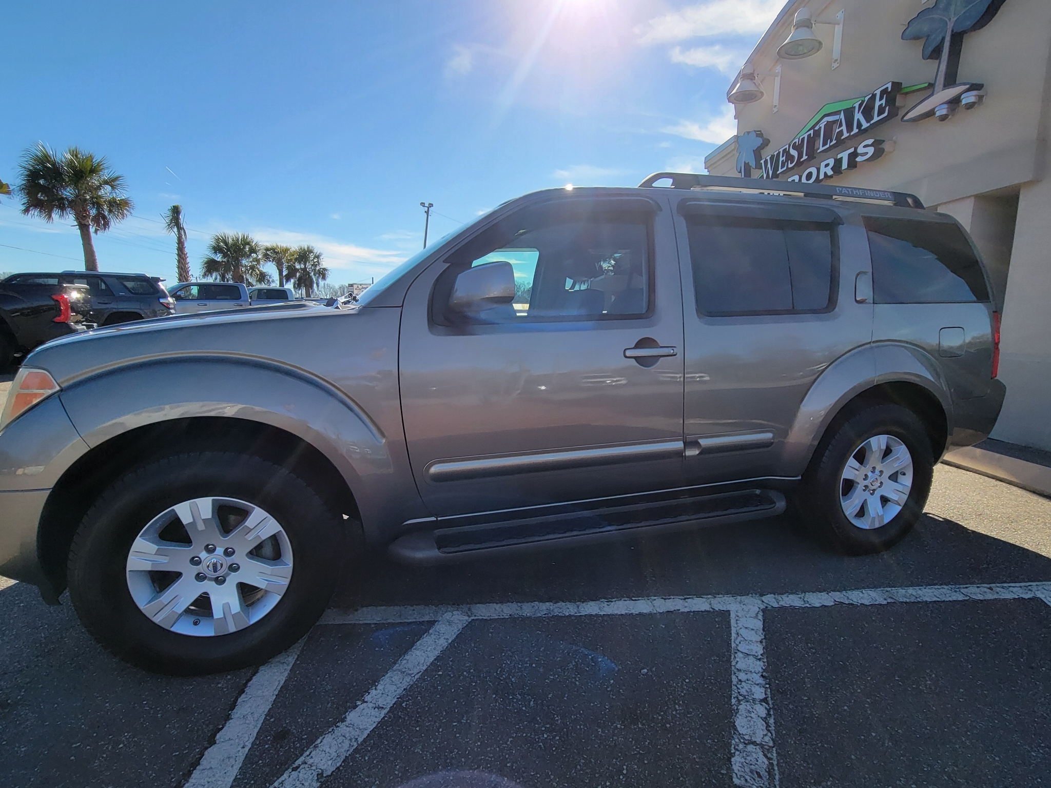 Nissan Pathfinder LE 4WD 2006