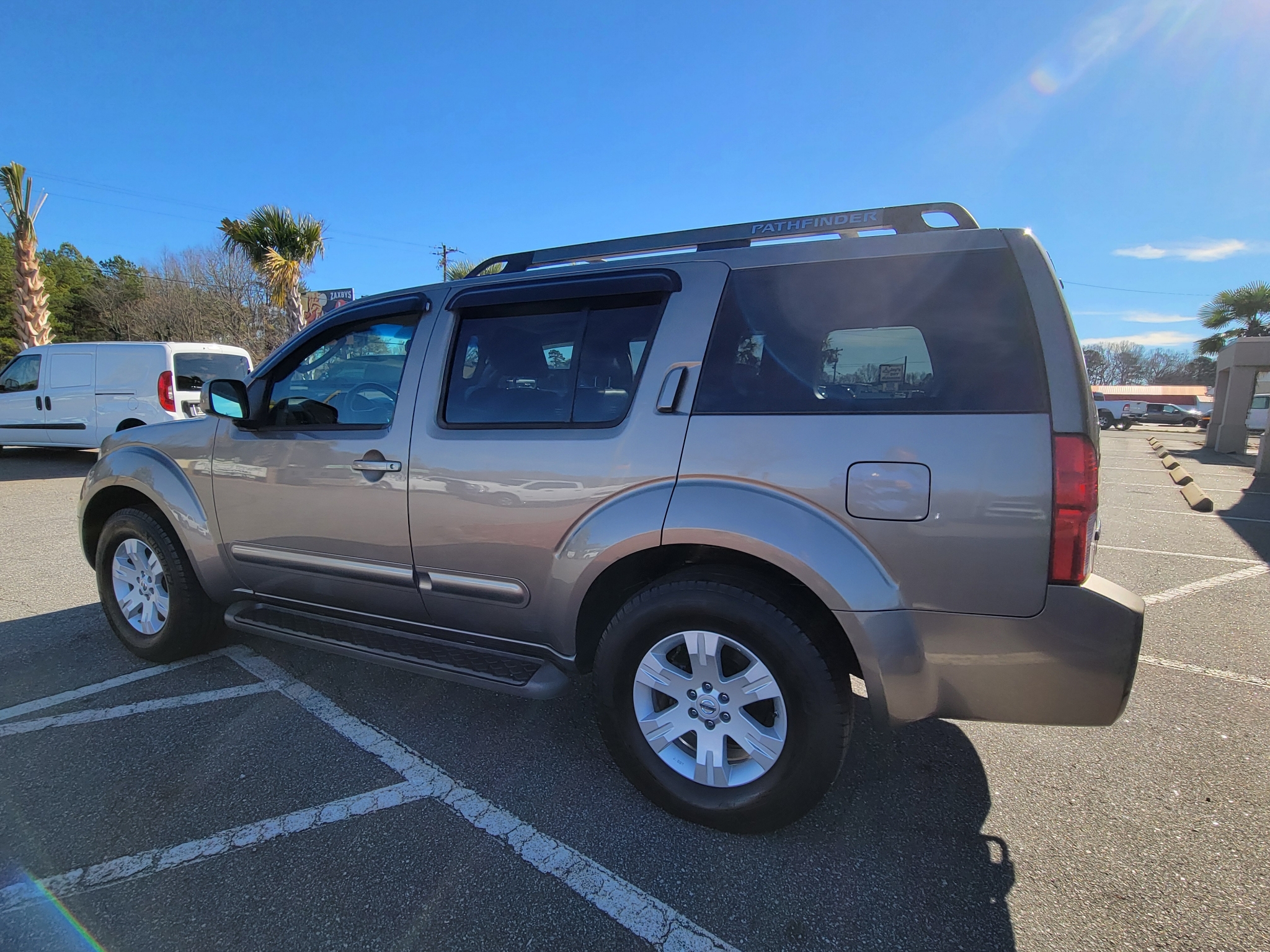 Nissan Pathfinder LE 4WD 2006