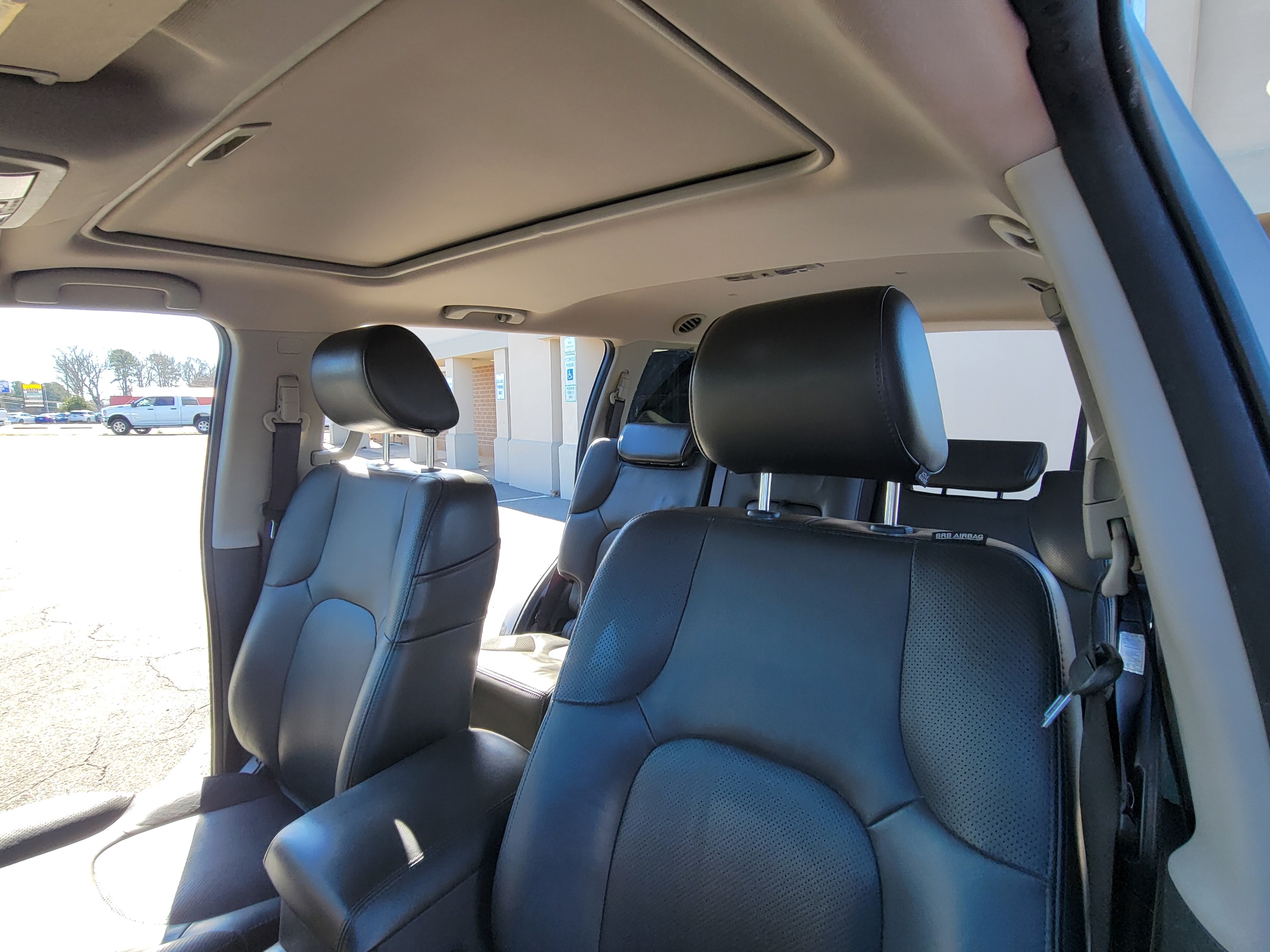 Nissan Pathfinder LE 4WD 2006