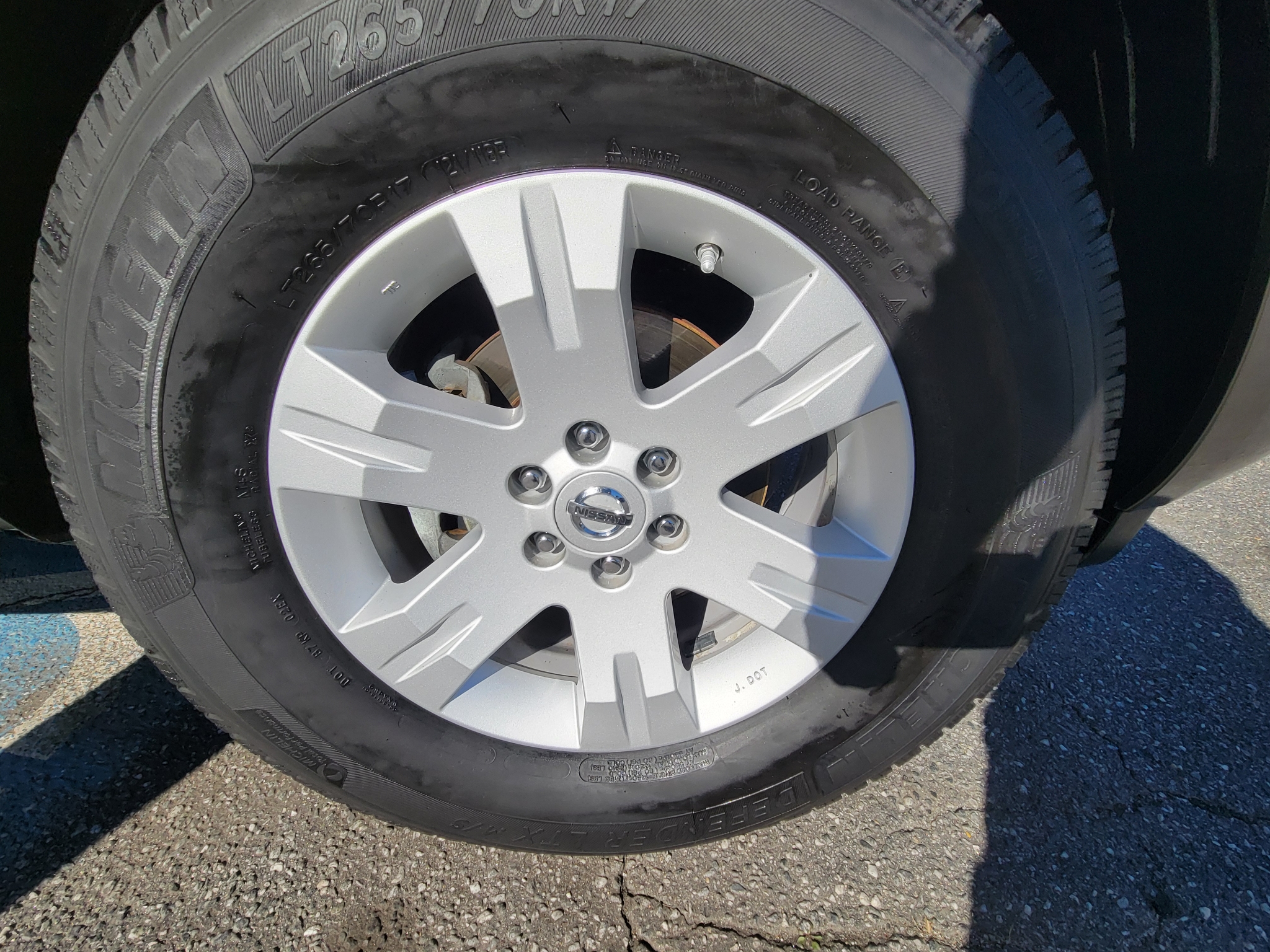 Nissan Pathfinder LE 4WD 2006