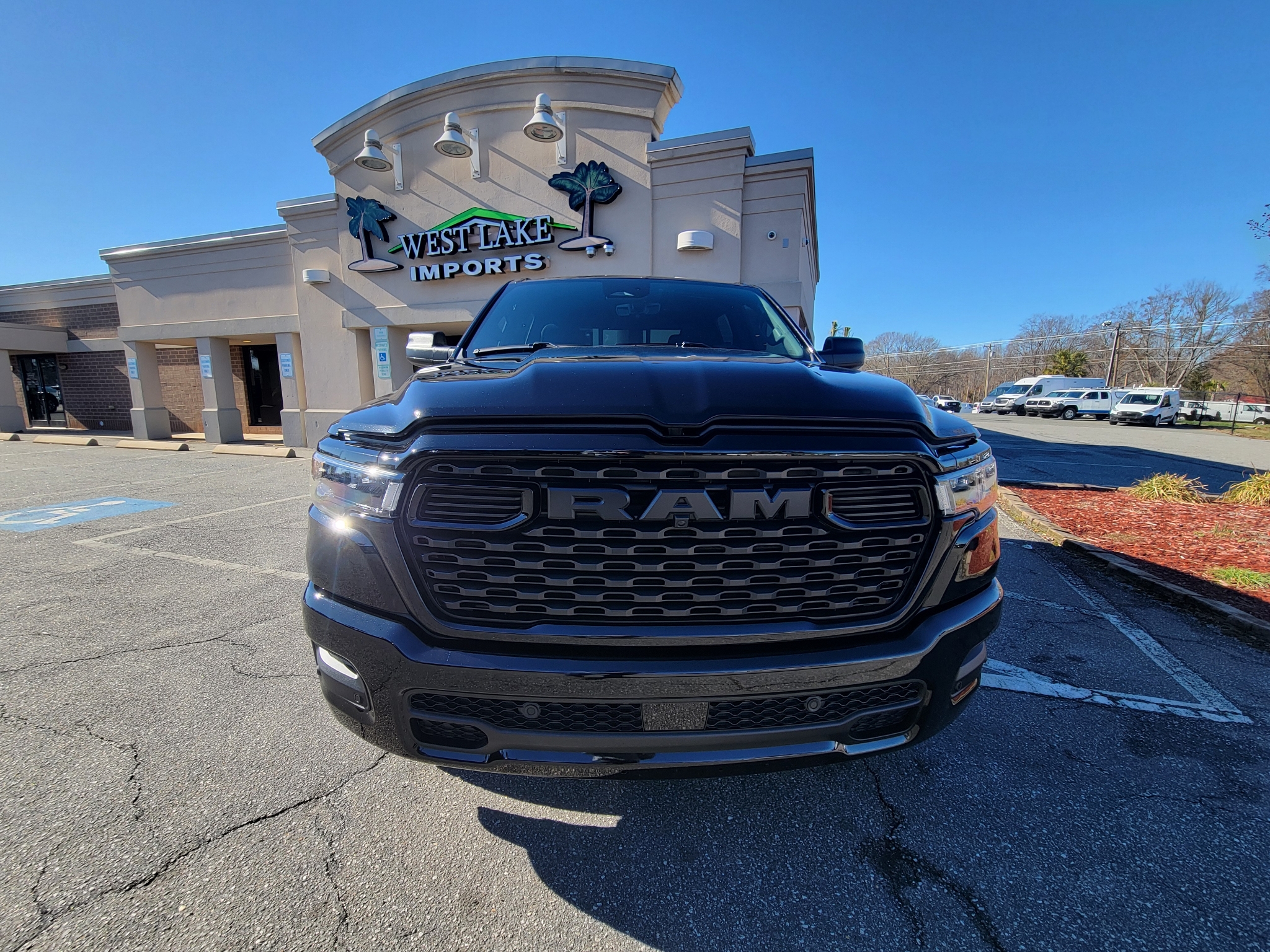 RAM 1500 Tradesman 4x4 Crew Cab 5'7" Box 2025