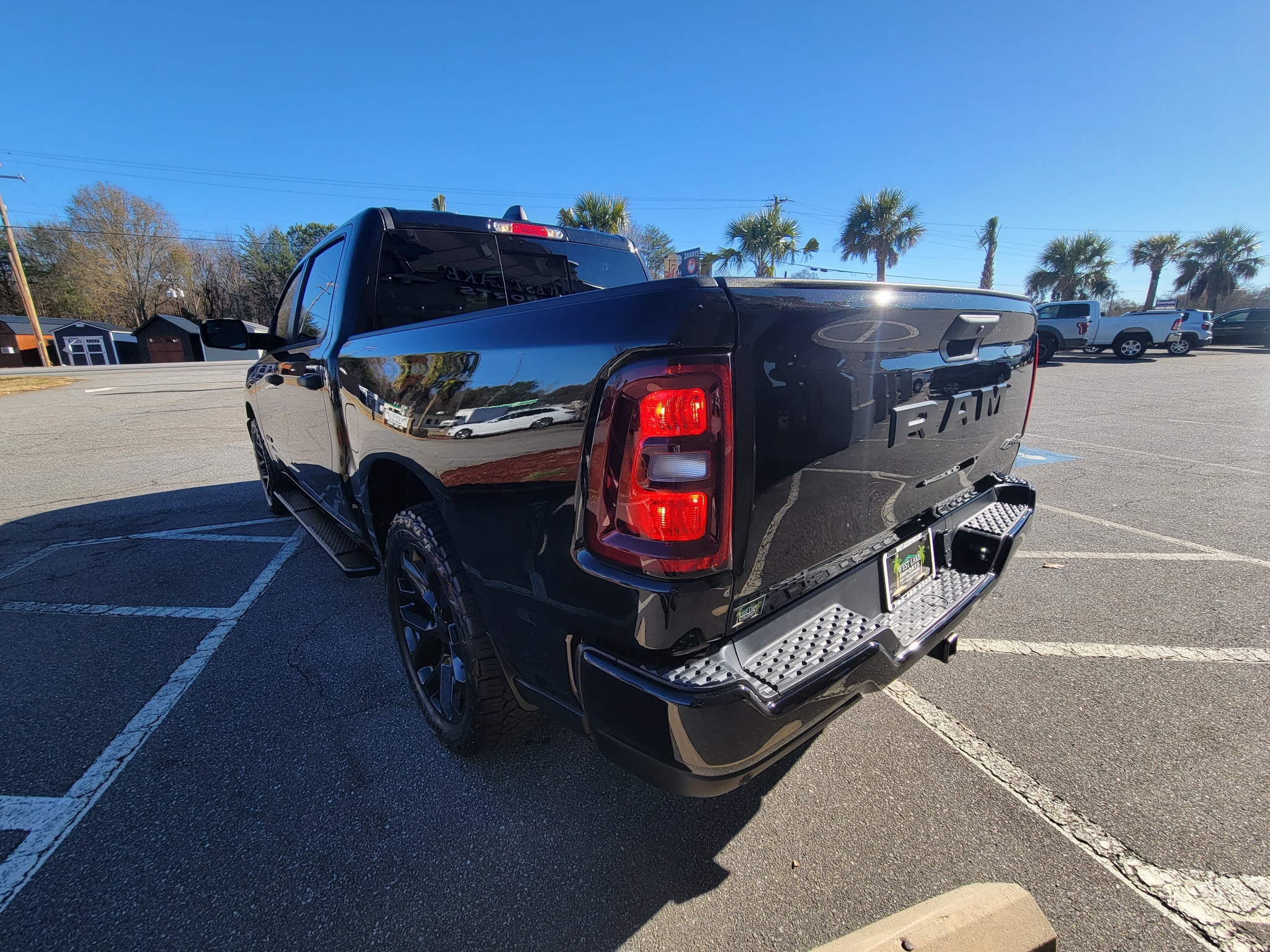 RAM 1500 Tradesman 4x4 Crew Cab 5'7" Box 2025