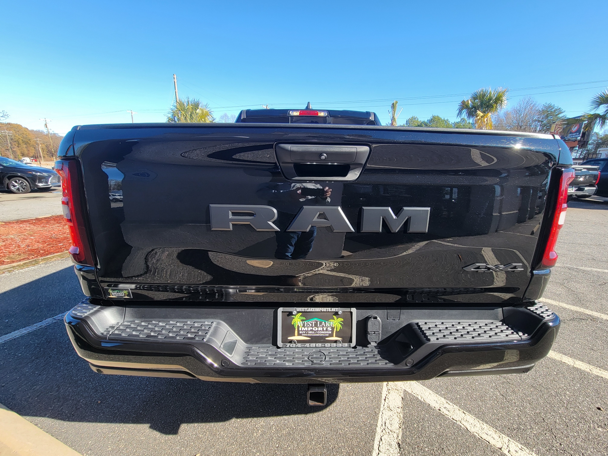 RAM 1500 Tradesman 4x4 Crew Cab 5'7" Box 2025