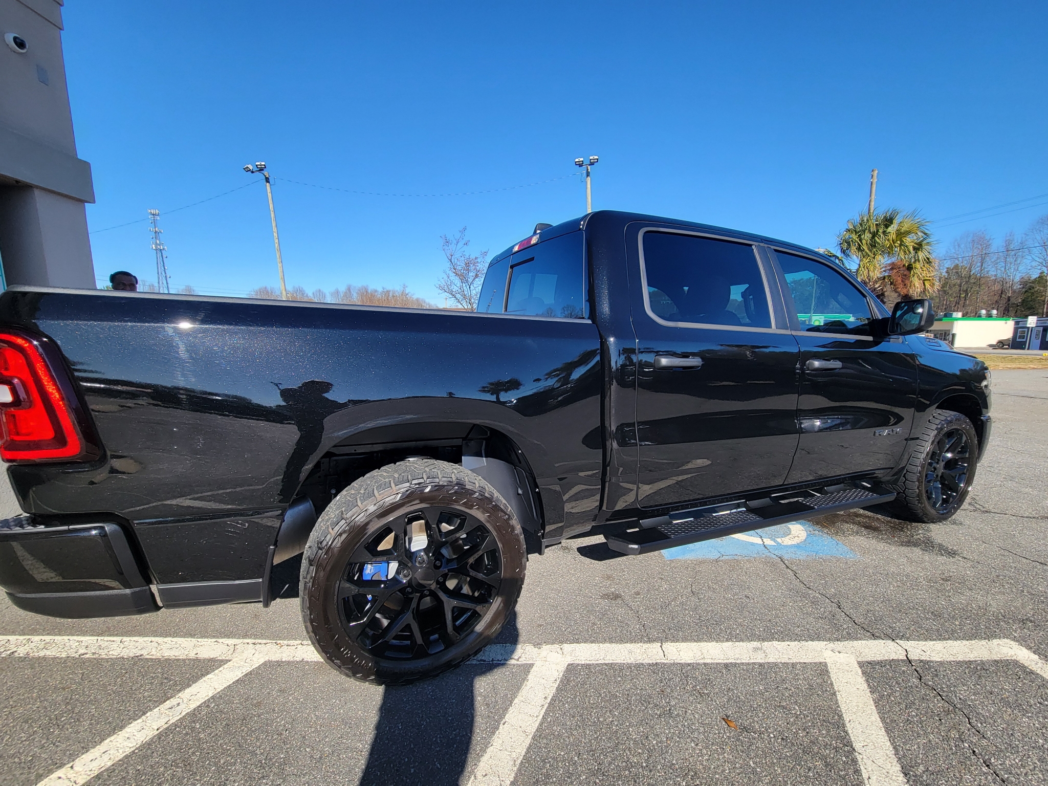 RAM 1500 Tradesman 4x4 Crew Cab 5'7" Box 2025