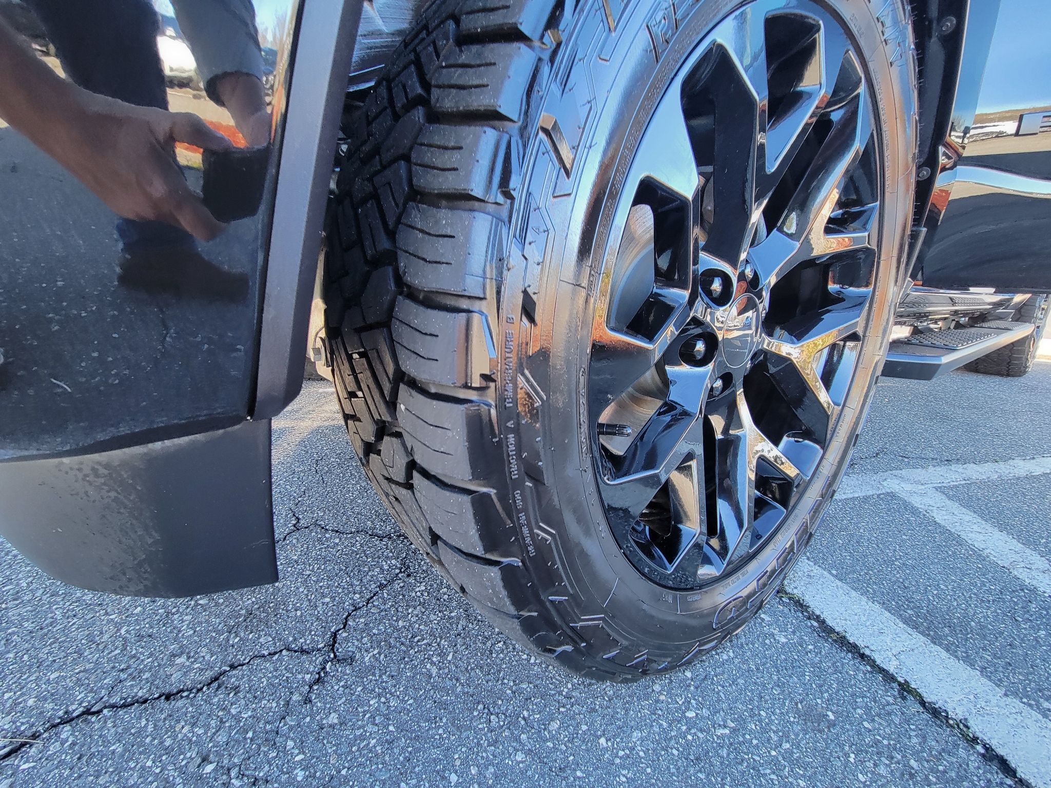 RAM 1500 Tradesman 4x4 Crew Cab 5'7" Box 2025