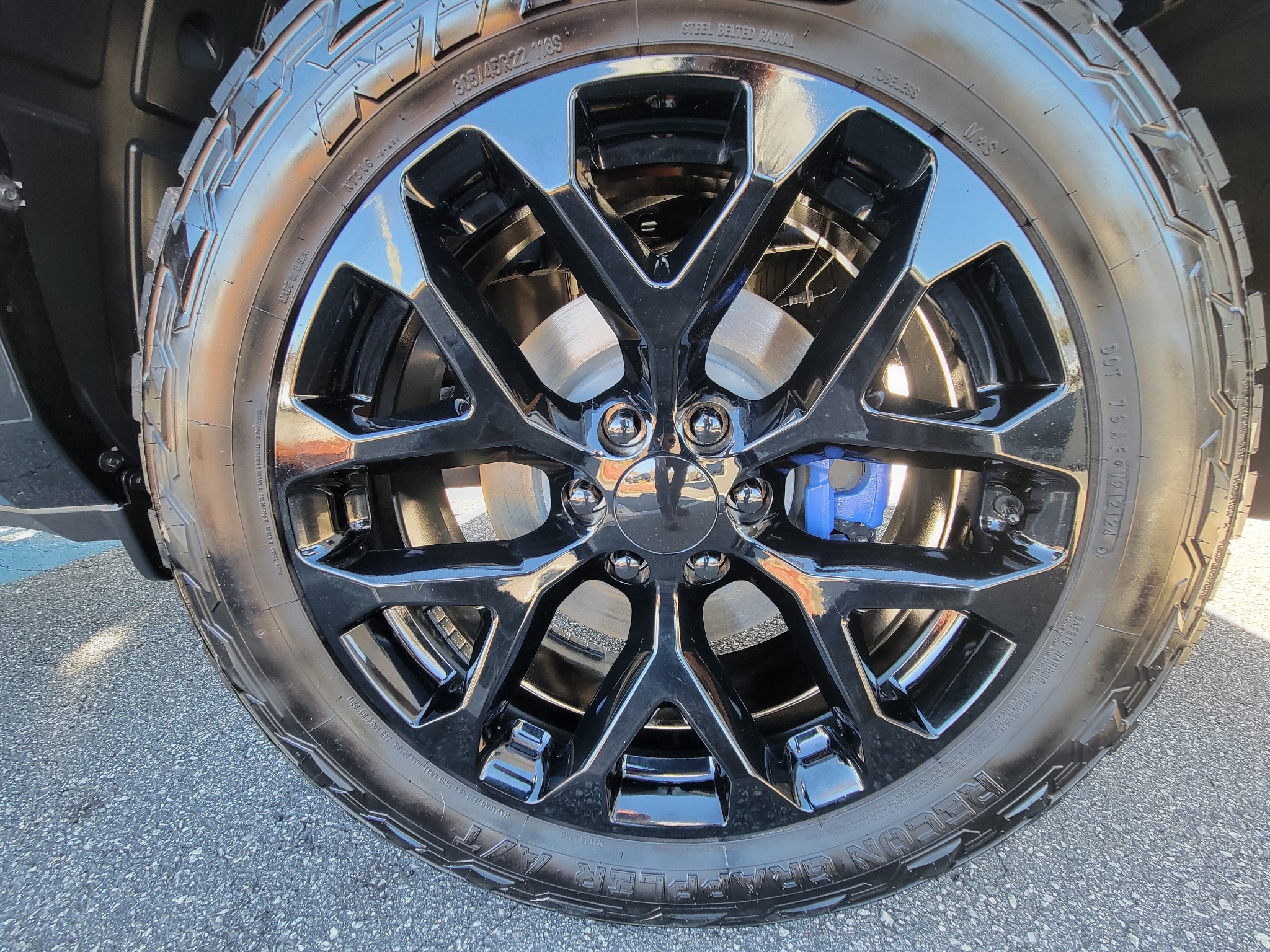 RAM 1500 Tradesman 4x4 Crew Cab 5'7" Box 2025