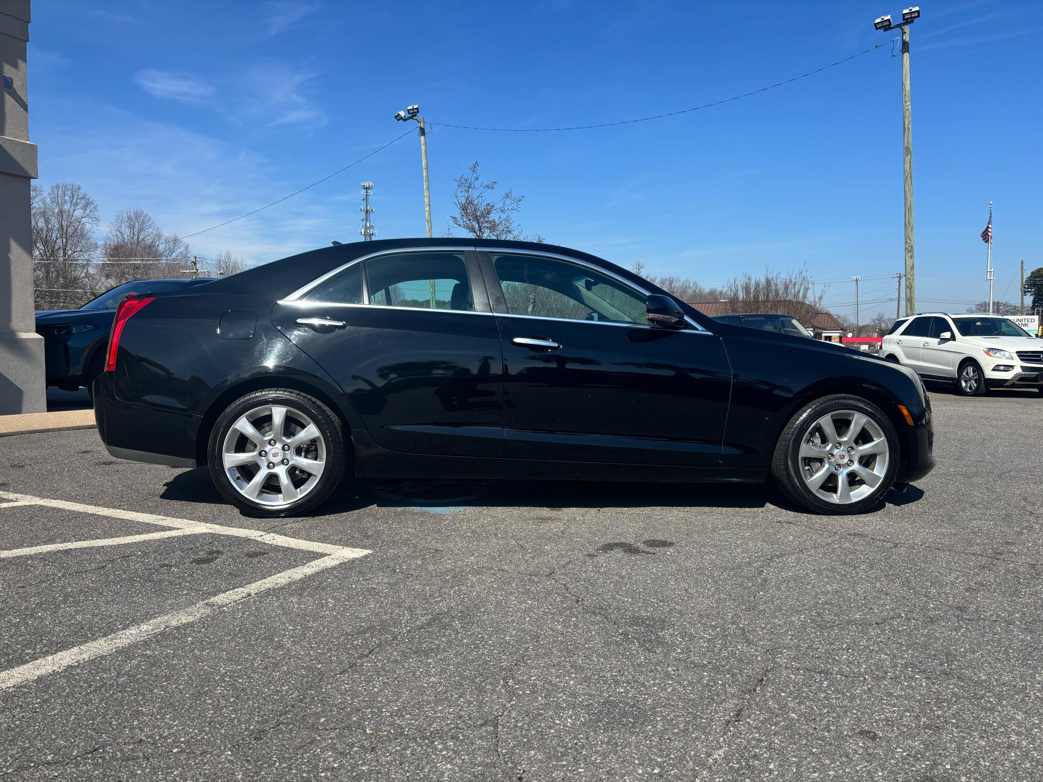 Cadillac ATS 4dr Sdn 2.0L Luxury AWD 2014