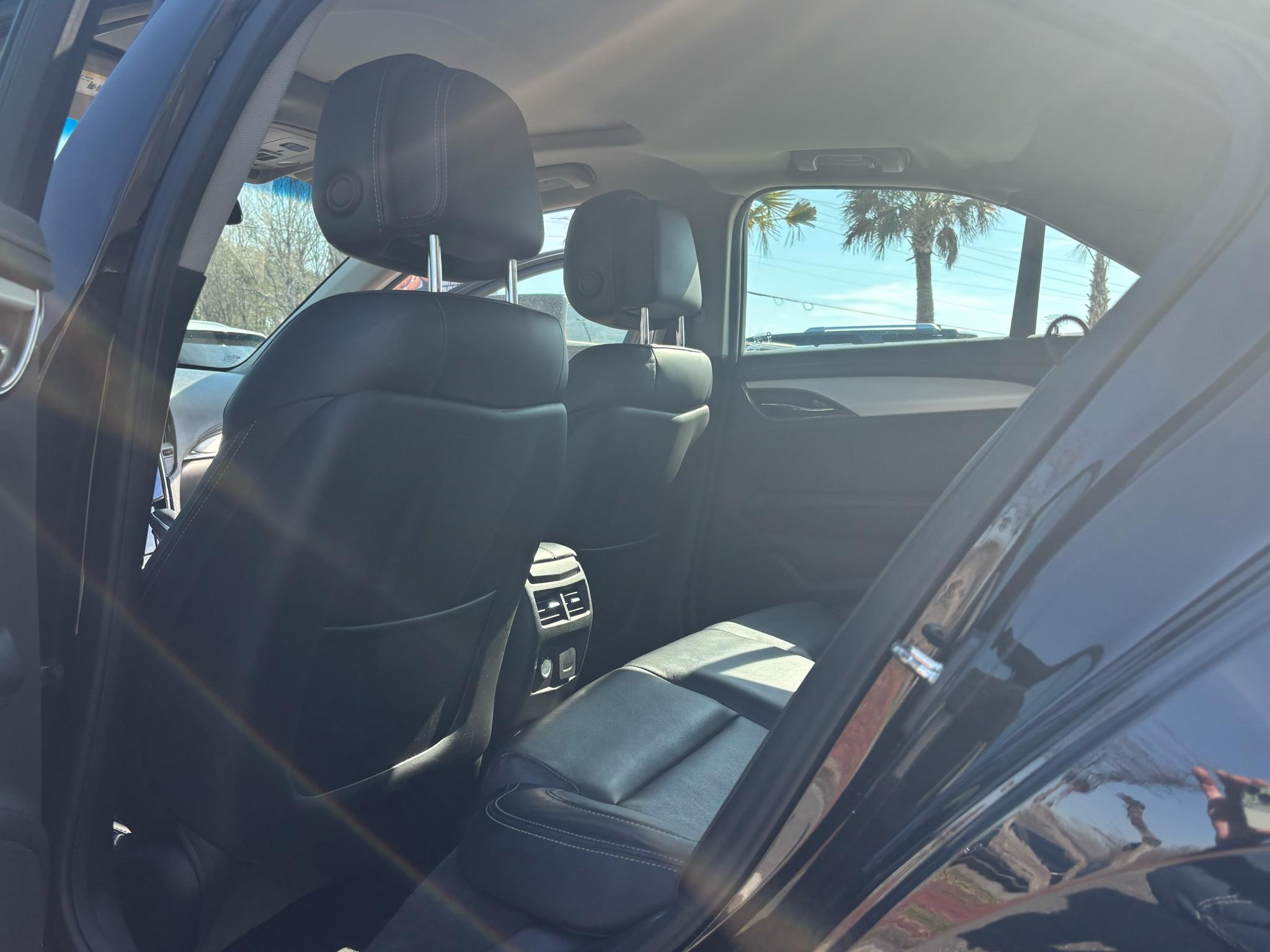 Cadillac ATS 4dr Sdn 2.0L Luxury AWD 2014