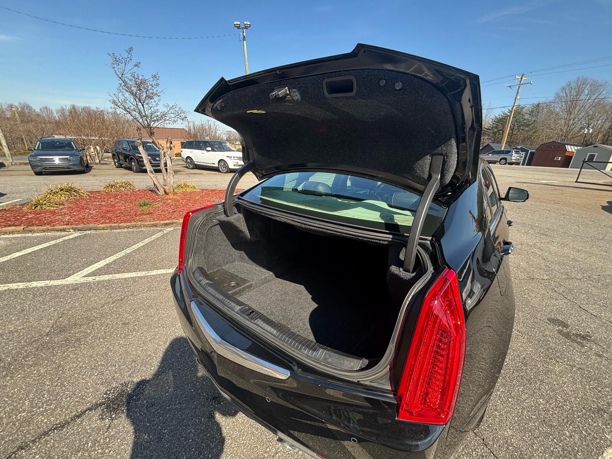 Cadillac ATS 4dr Sdn 2.0L Luxury AWD 2014