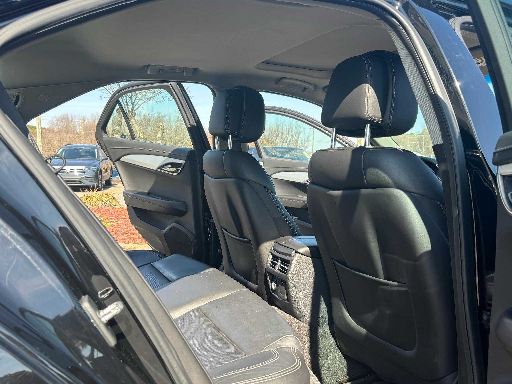 Cadillac ATS 4dr Sdn 2.0L Luxury AWD 2014