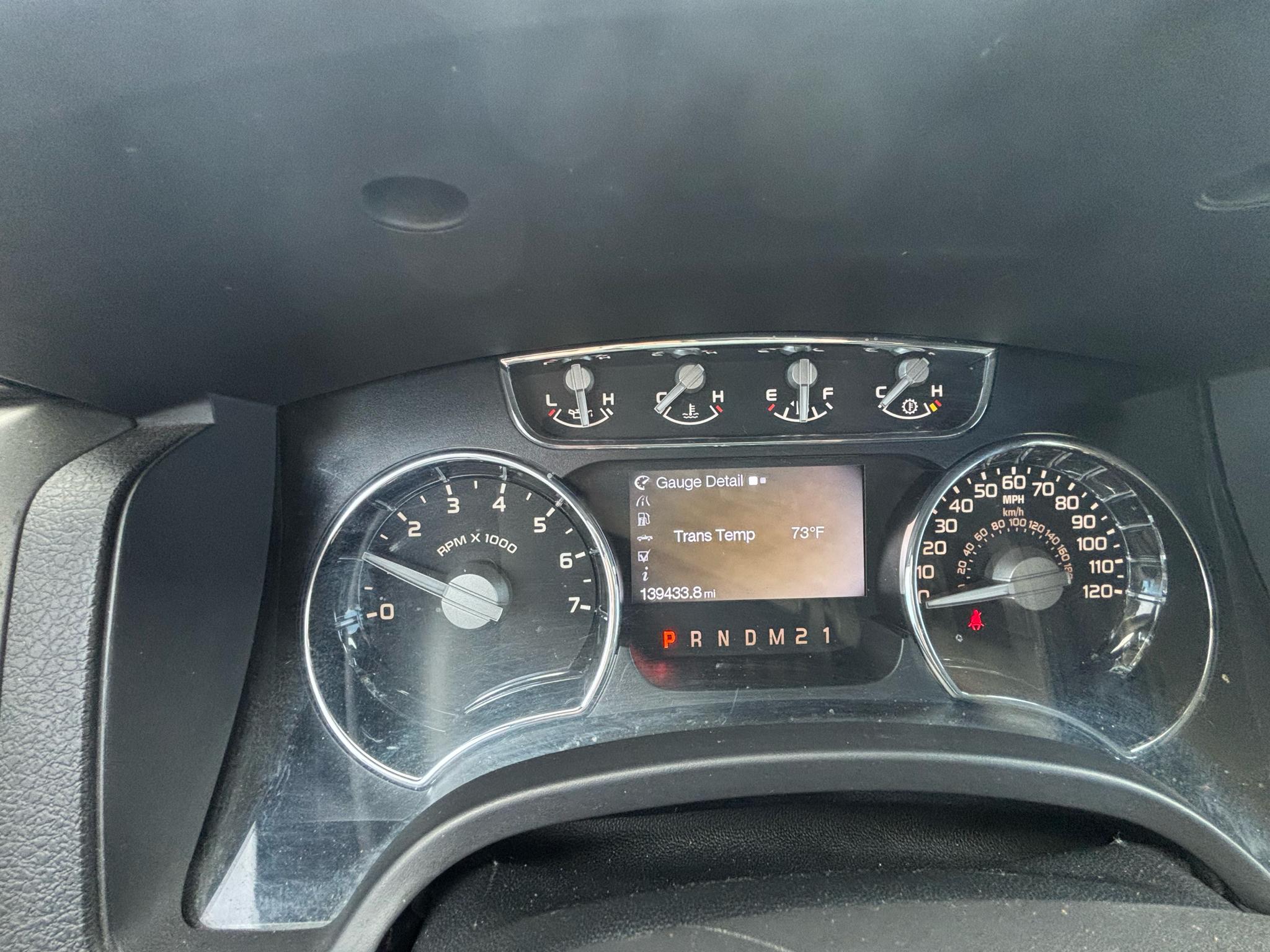 Ford F-150 2WD SuperCrew 145" Lariat 2011