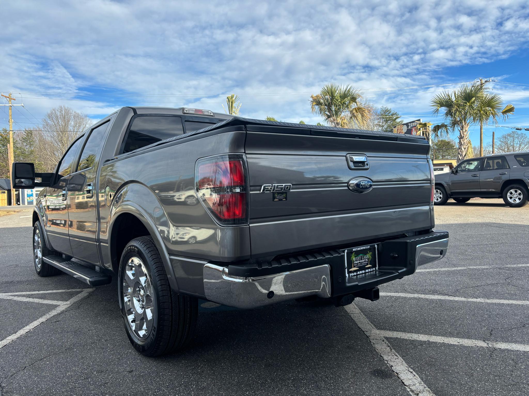 Ford F-150 2WD SuperCrew 145" Lariat 2011