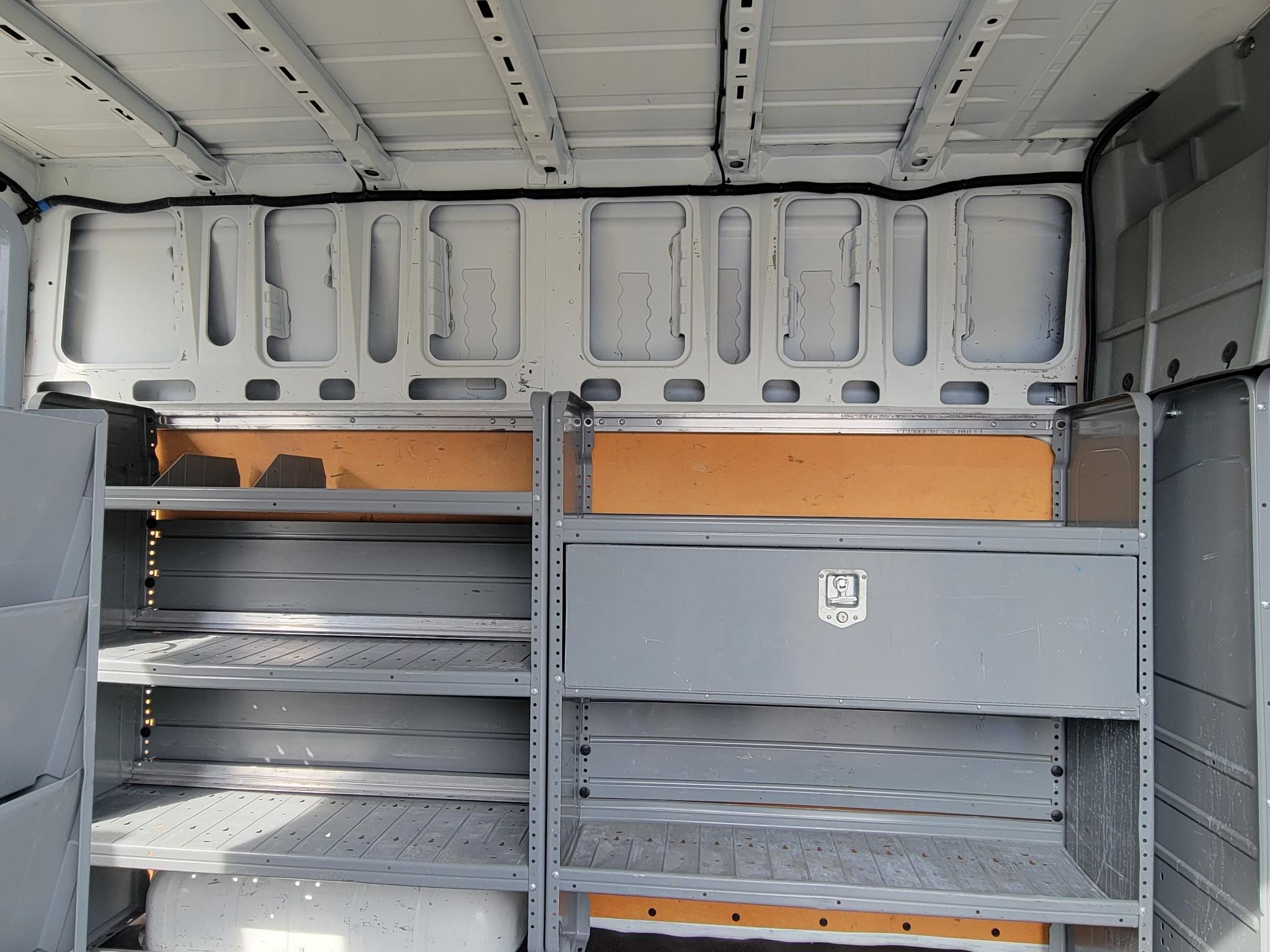 Nissan NV High Roof 2500 V6 SV 2016