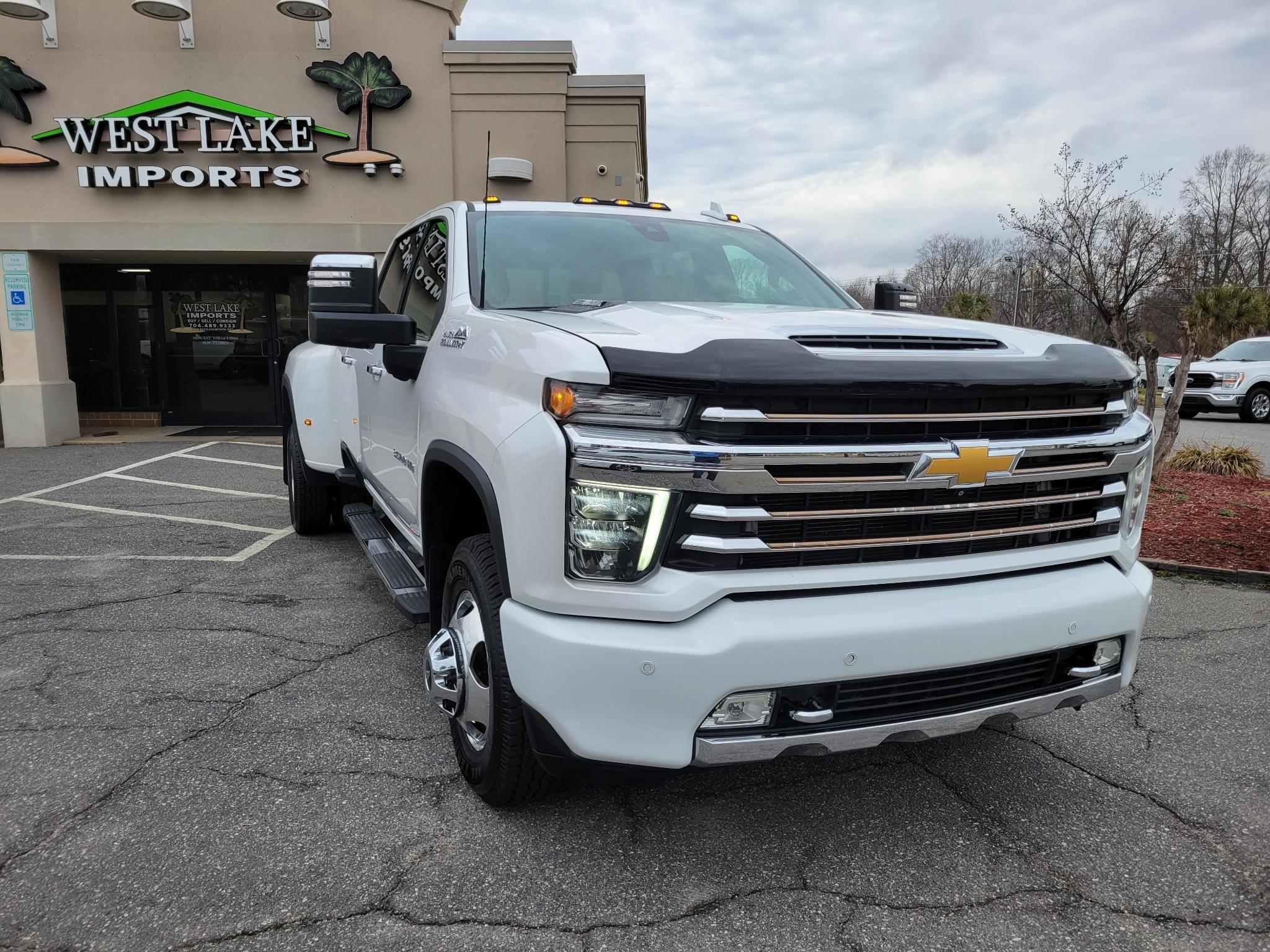 Chevrolet Silverado 3500HD 4WD Crew Cab 172" High Country 2020