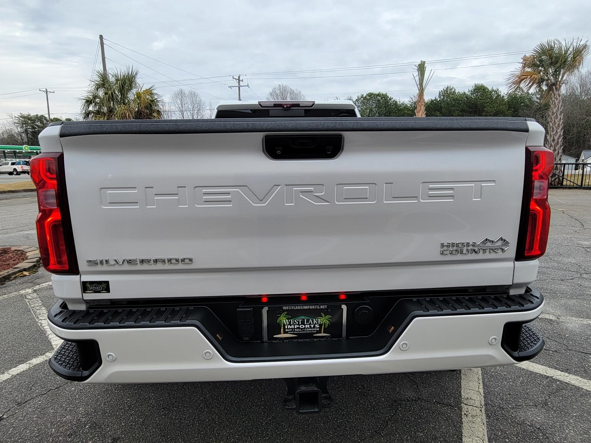 Chevrolet Silverado 3500HD 4WD Crew Cab 172" High Country 2020