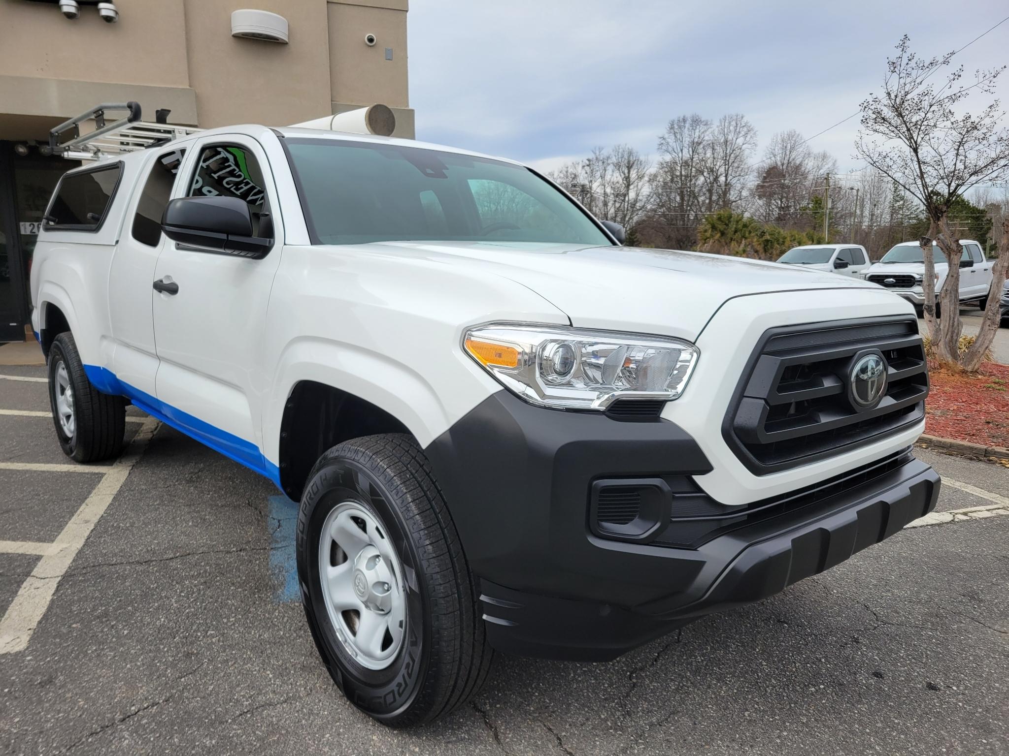 2023 Toyota Tacoma 2WD SR5 Access Cab 6' Bed I4 AT (Natl)