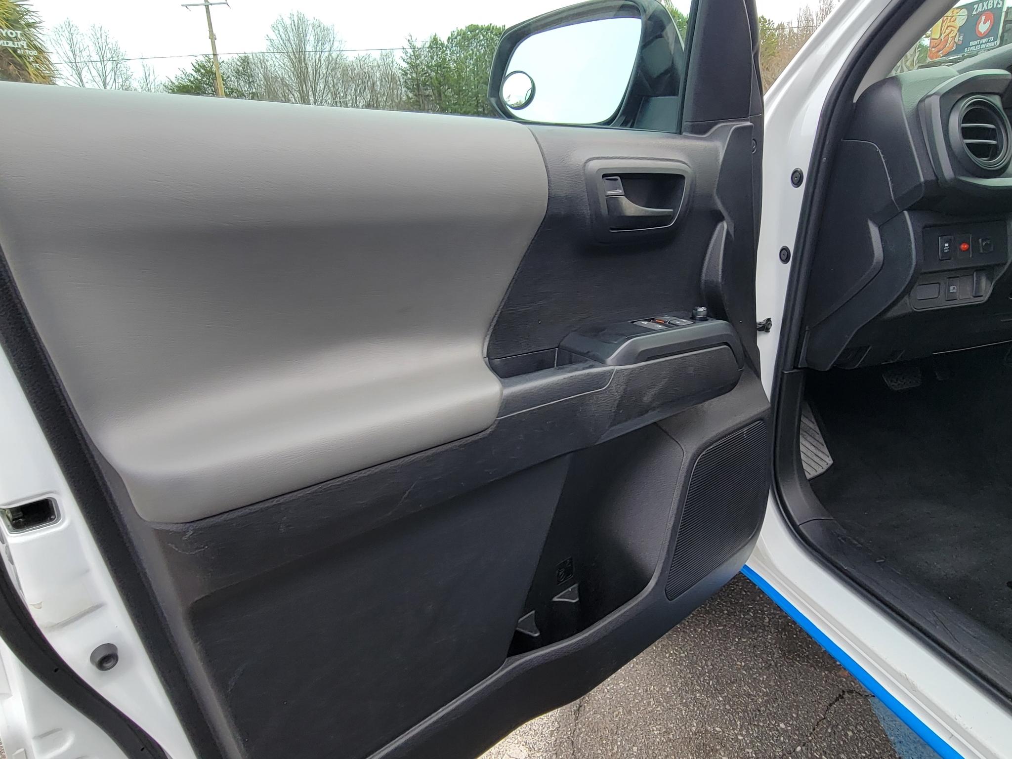 Toyota Tacoma 2WD SR5 Access Cab 6' Bed I4 AT (Natl) 2023