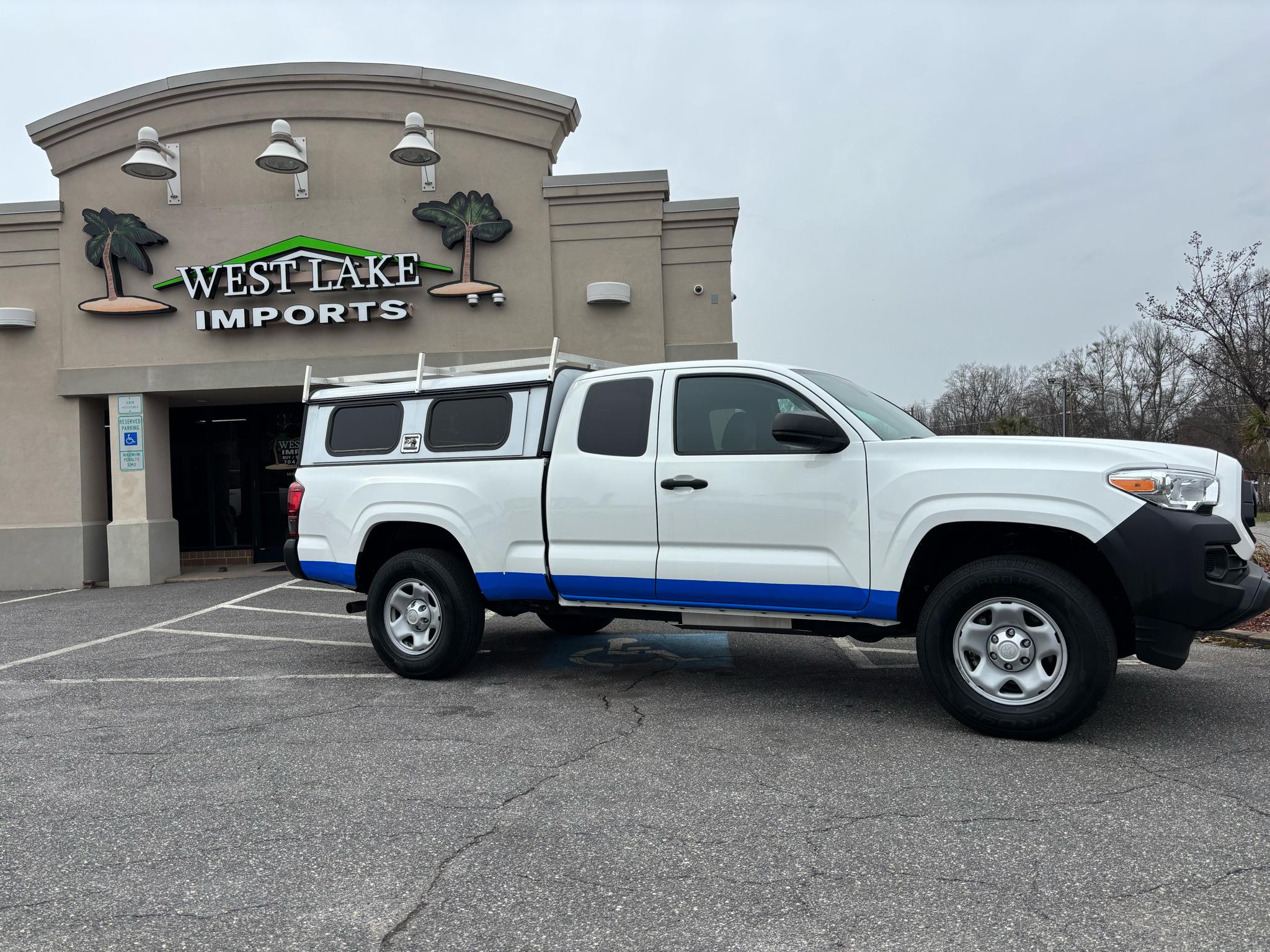Toyota Tacoma 2WD SR5 Access Cab 6' Bed I4 AT (Natl) 2023