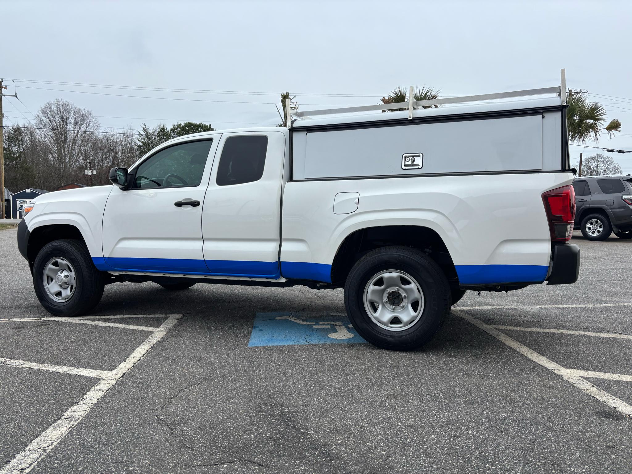 Toyota Tacoma 2WD SR5 Access Cab 6' Bed I4 AT (Natl) 2023
