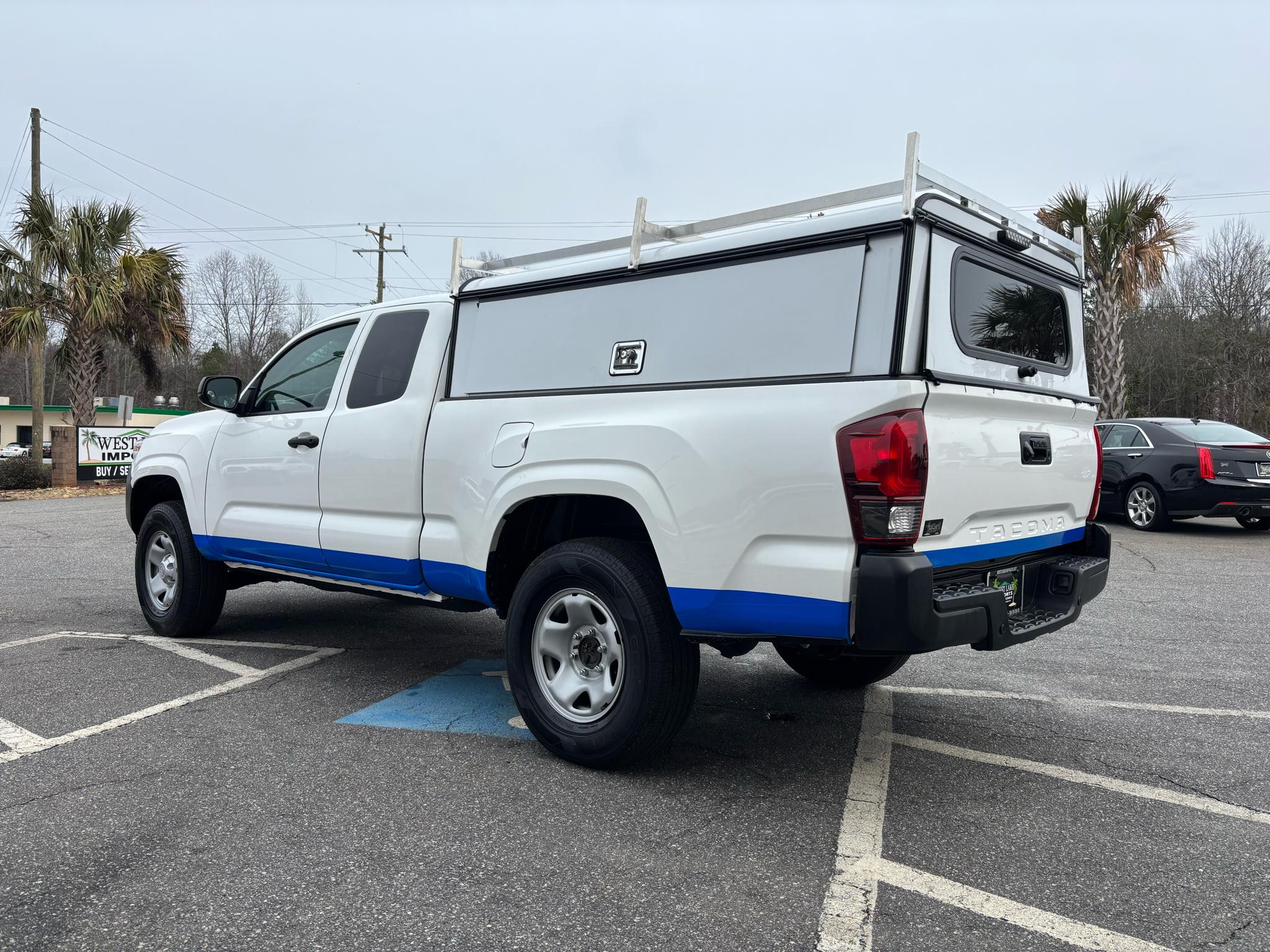 Toyota Tacoma 2WD SR5 Access Cab 6' Bed I4 AT (Natl) 2023