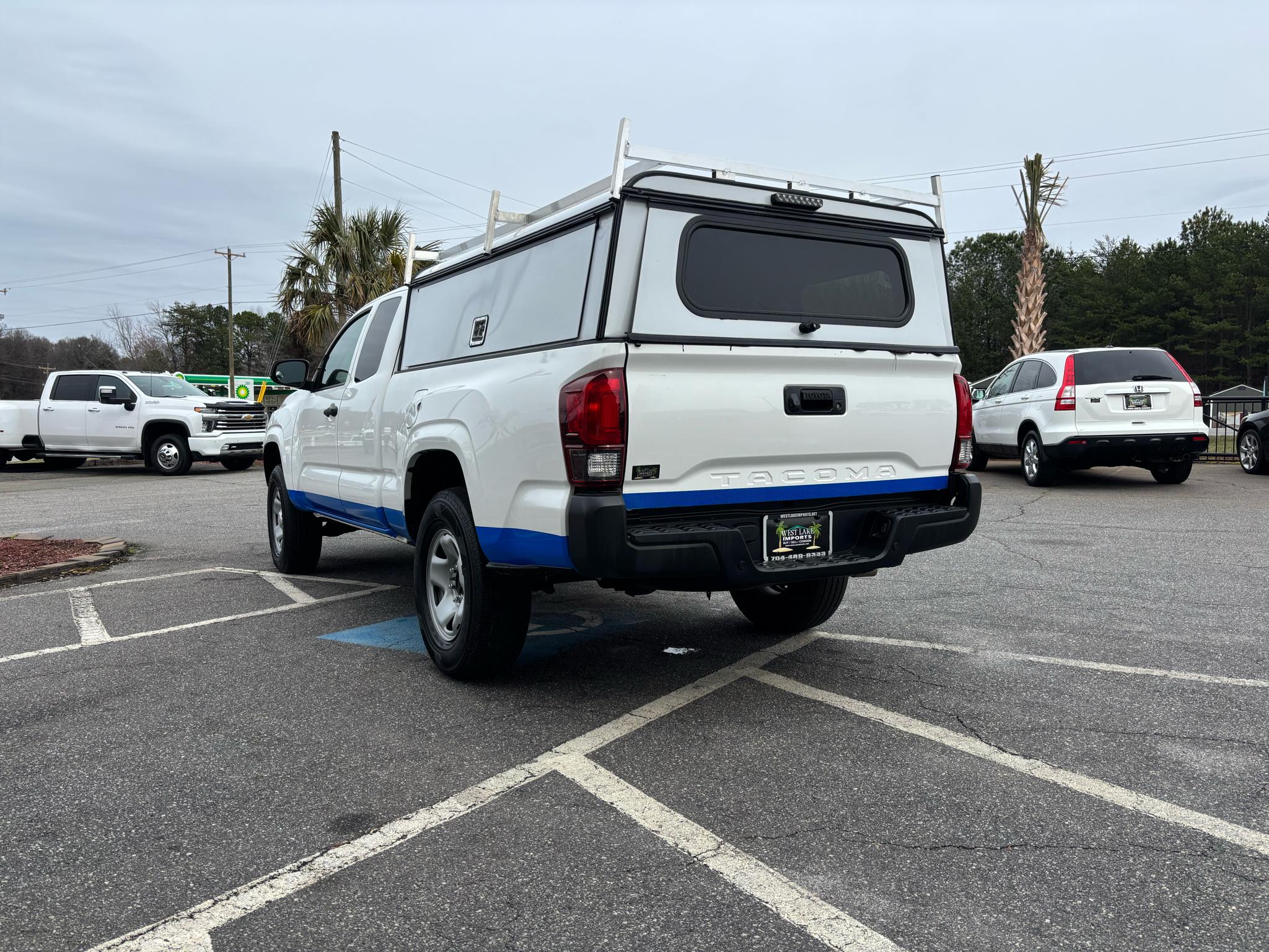 Toyota Tacoma 2WD SR5 Access Cab 6' Bed I4 AT (Natl) 2023