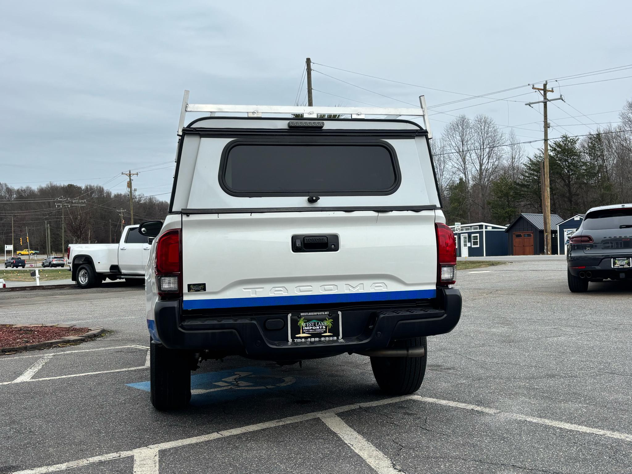 Toyota Tacoma 2WD SR5 Access Cab 6' Bed I4 AT (Natl) 2023