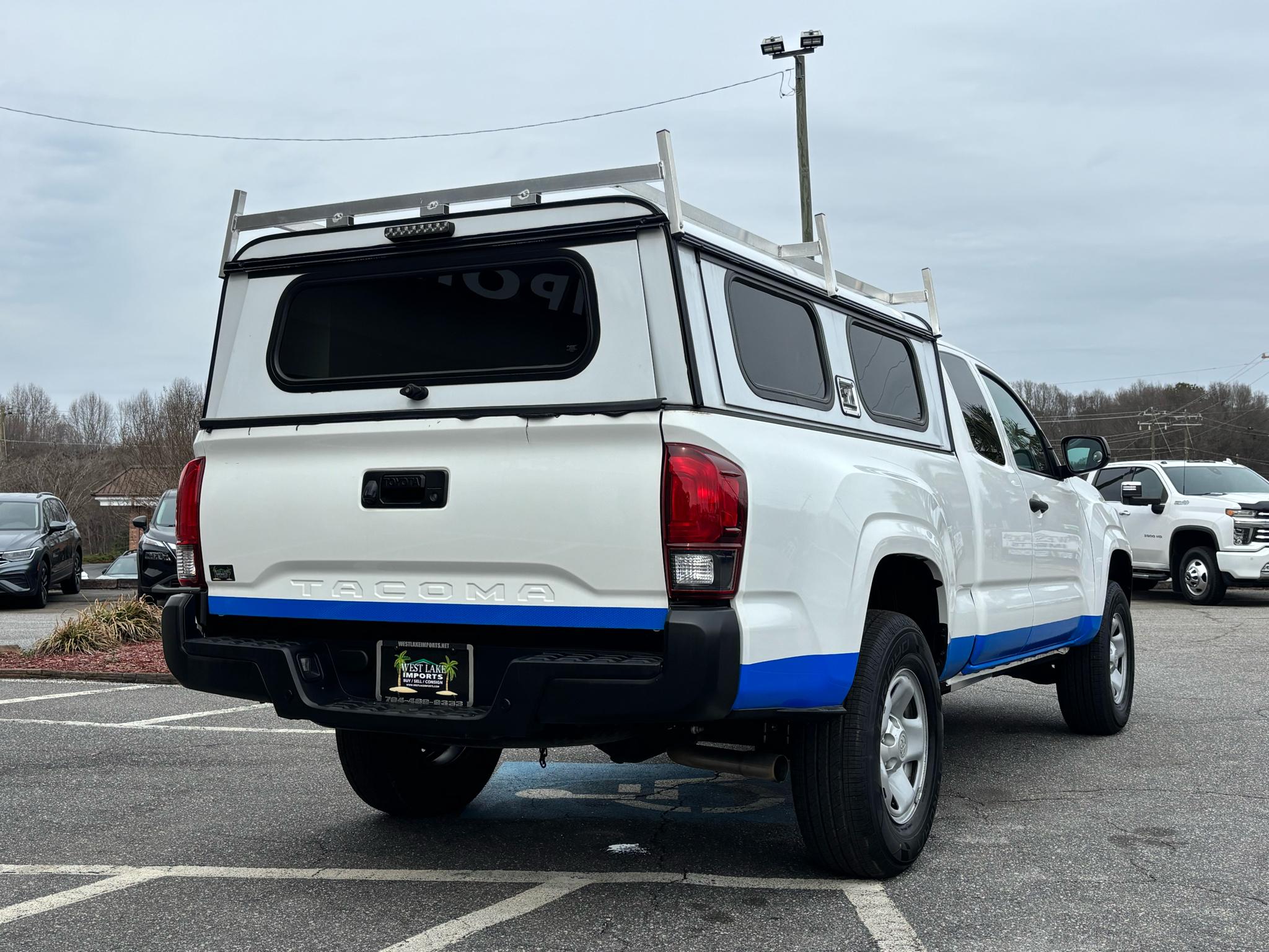 Toyota Tacoma 2WD SR5 Access Cab 6' Bed I4 AT (Natl) 2023