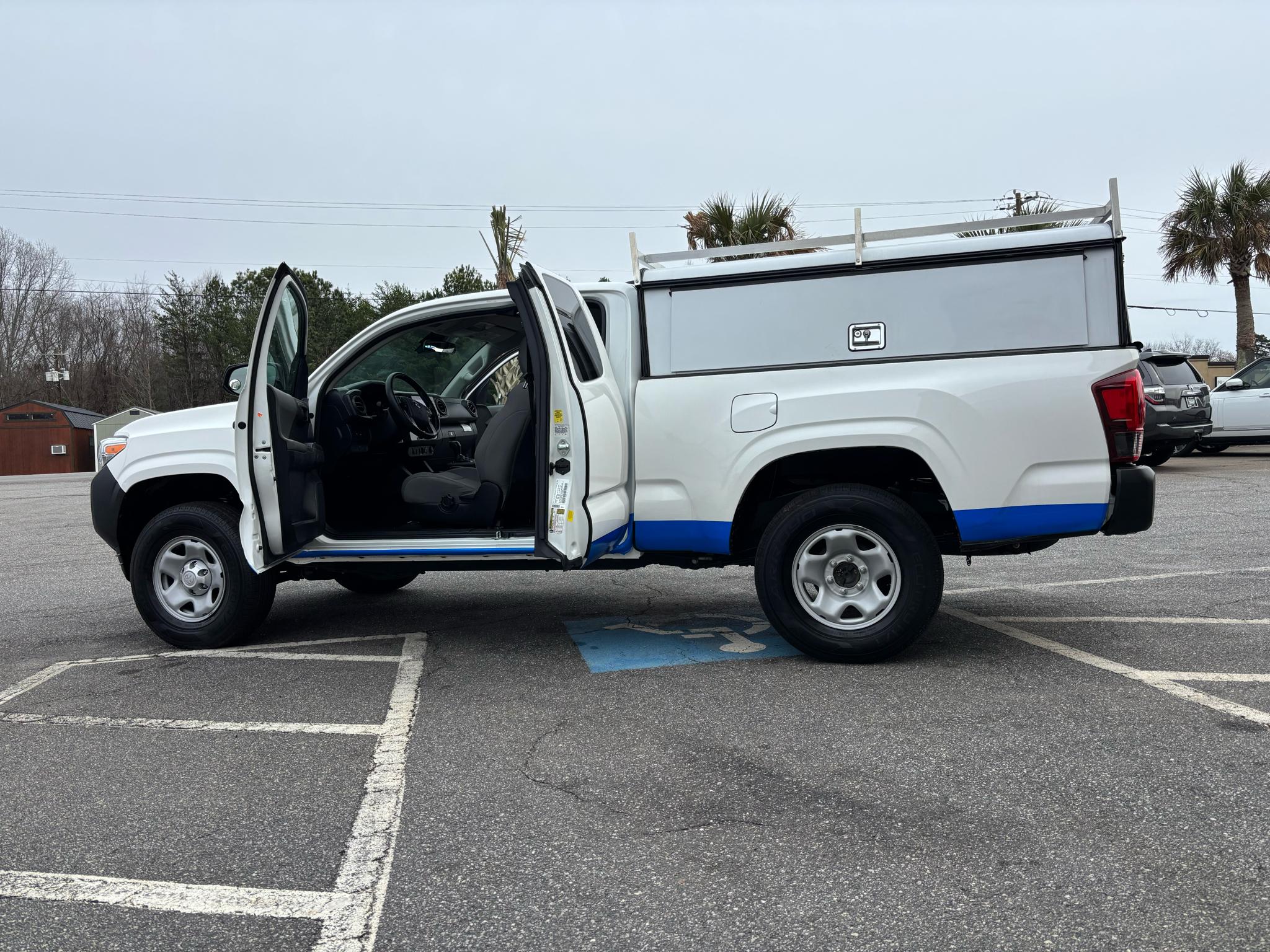 Toyota Tacoma 2WD SR5 Access Cab 6' Bed I4 AT (Natl) 2023