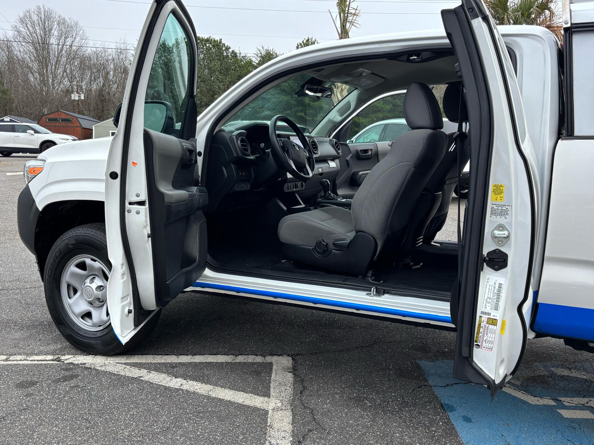 Toyota Tacoma 2WD SR5 Access Cab 6' Bed I4 AT (Natl) 2023