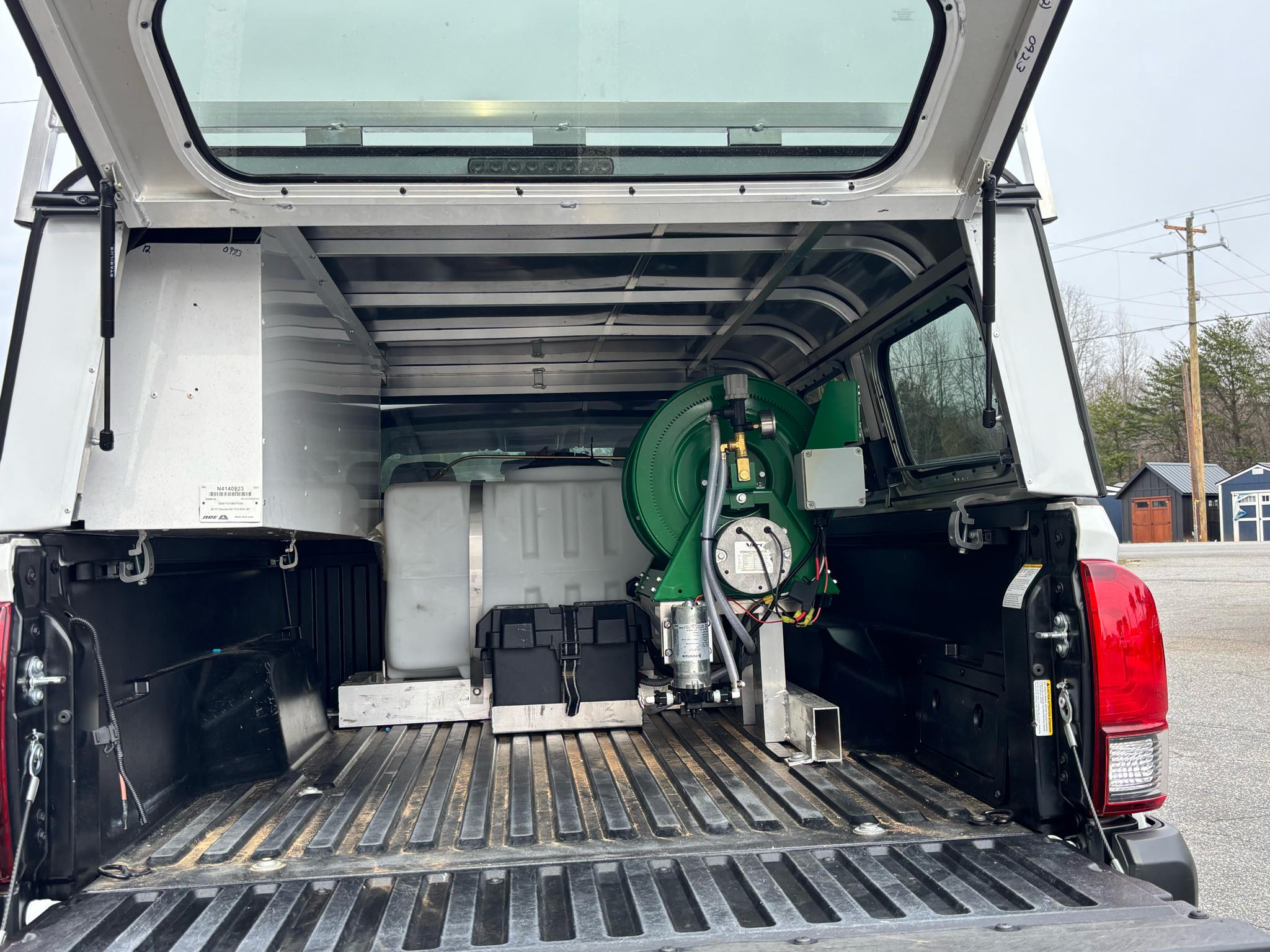 Toyota Tacoma 2WD SR5 Access Cab 6' Bed I4 AT (Natl) 2023