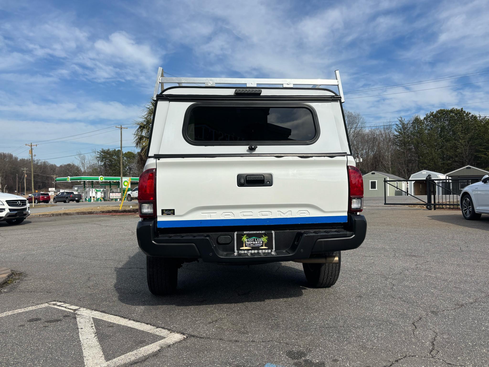 Toyota Tacoma 2WD SR5 Access Cab 6' Bed I4 AT (Natl) 2023