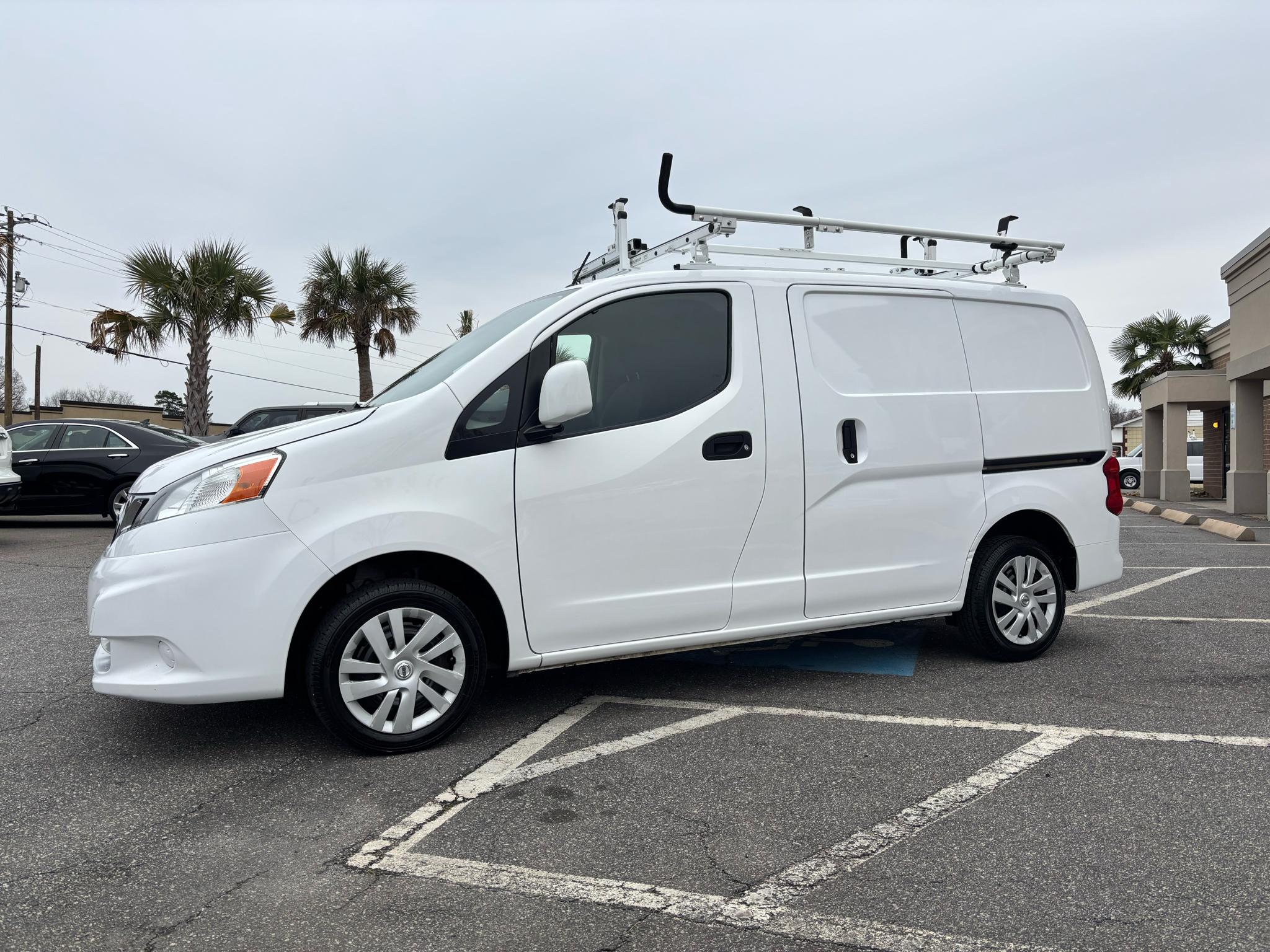 Nissan NV200 Compact Cargo I4 SV 2017