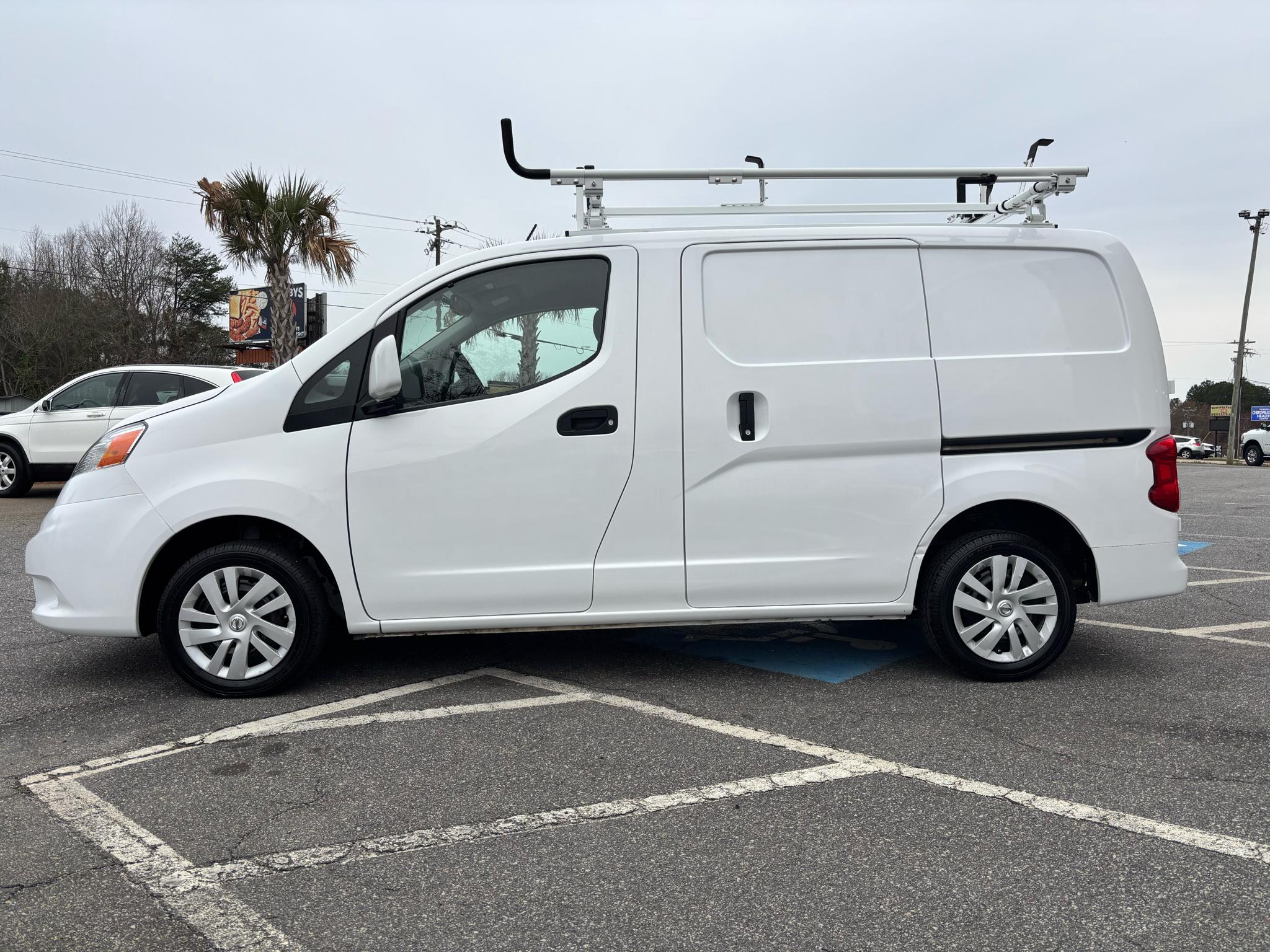 Nissan NV200 Compact Cargo I4 SV 2017