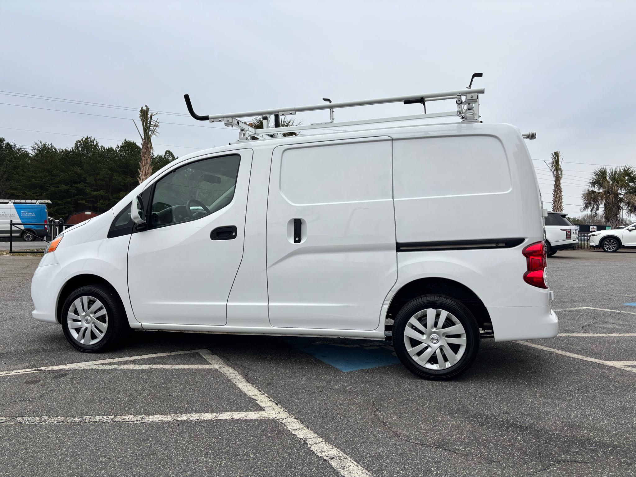 Nissan NV200 Compact Cargo I4 SV 2017