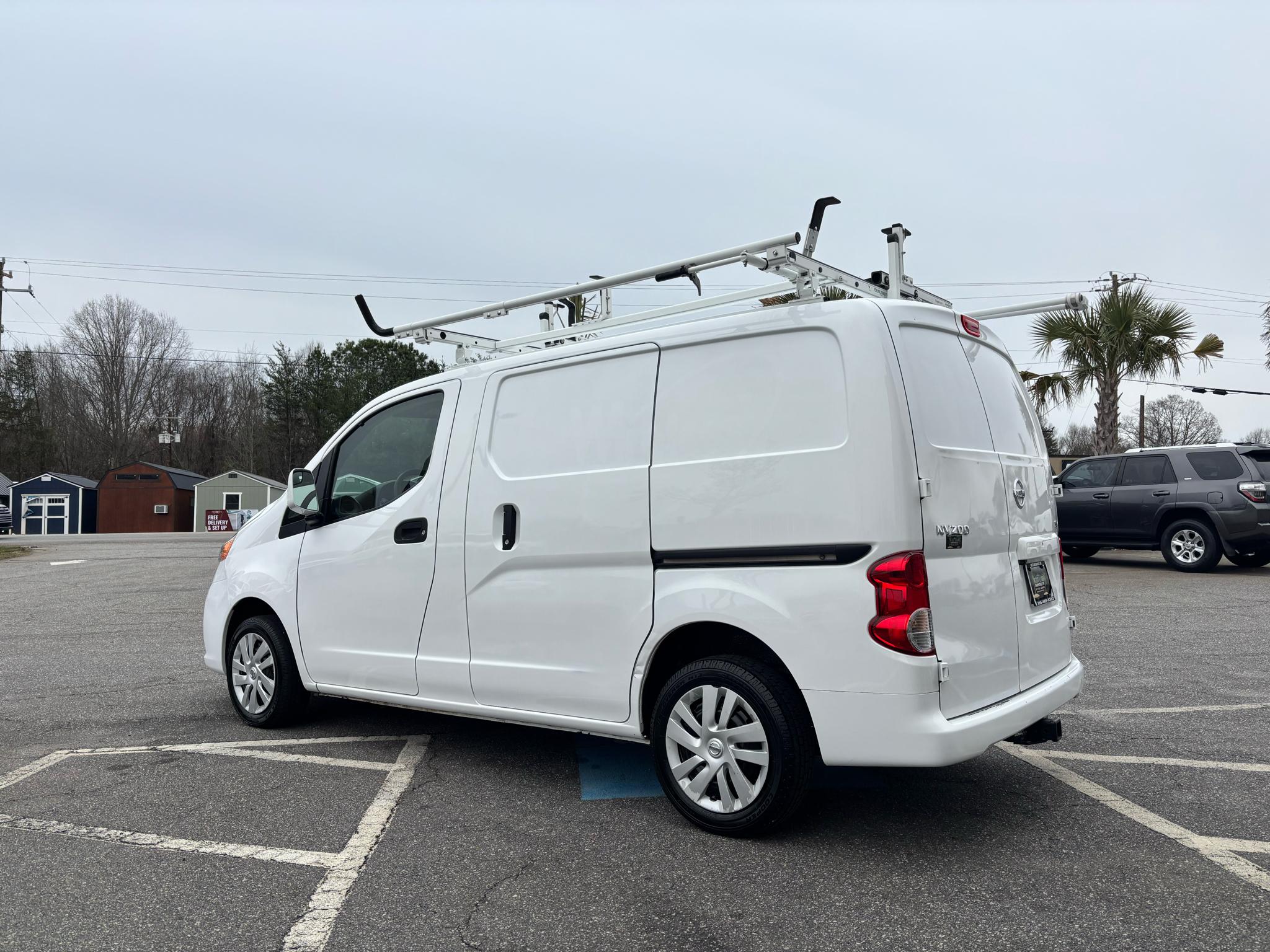 Nissan NV200 Compact Cargo I4 SV 2017