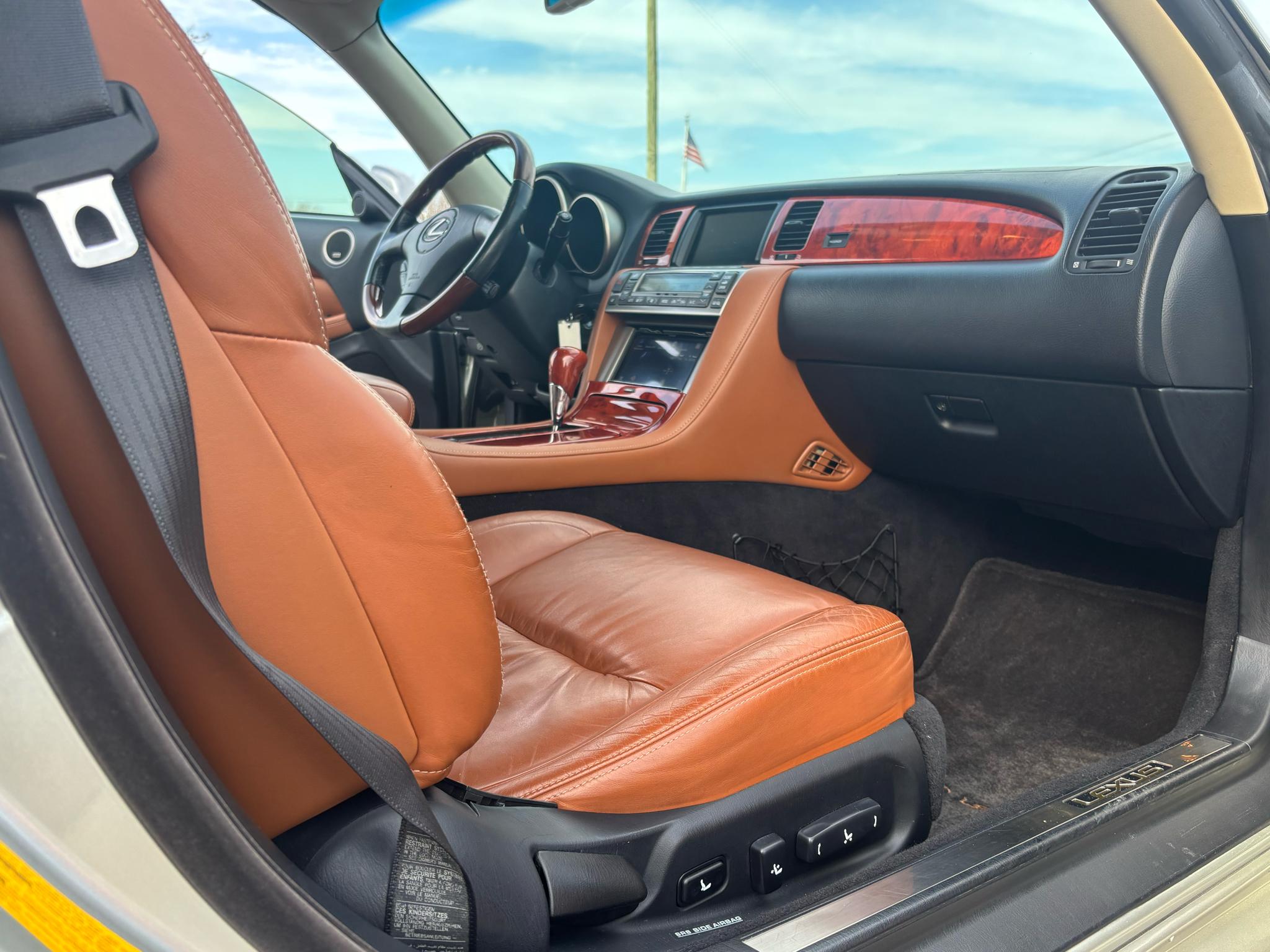 Lexus SC 430 2dr Convertible 2002